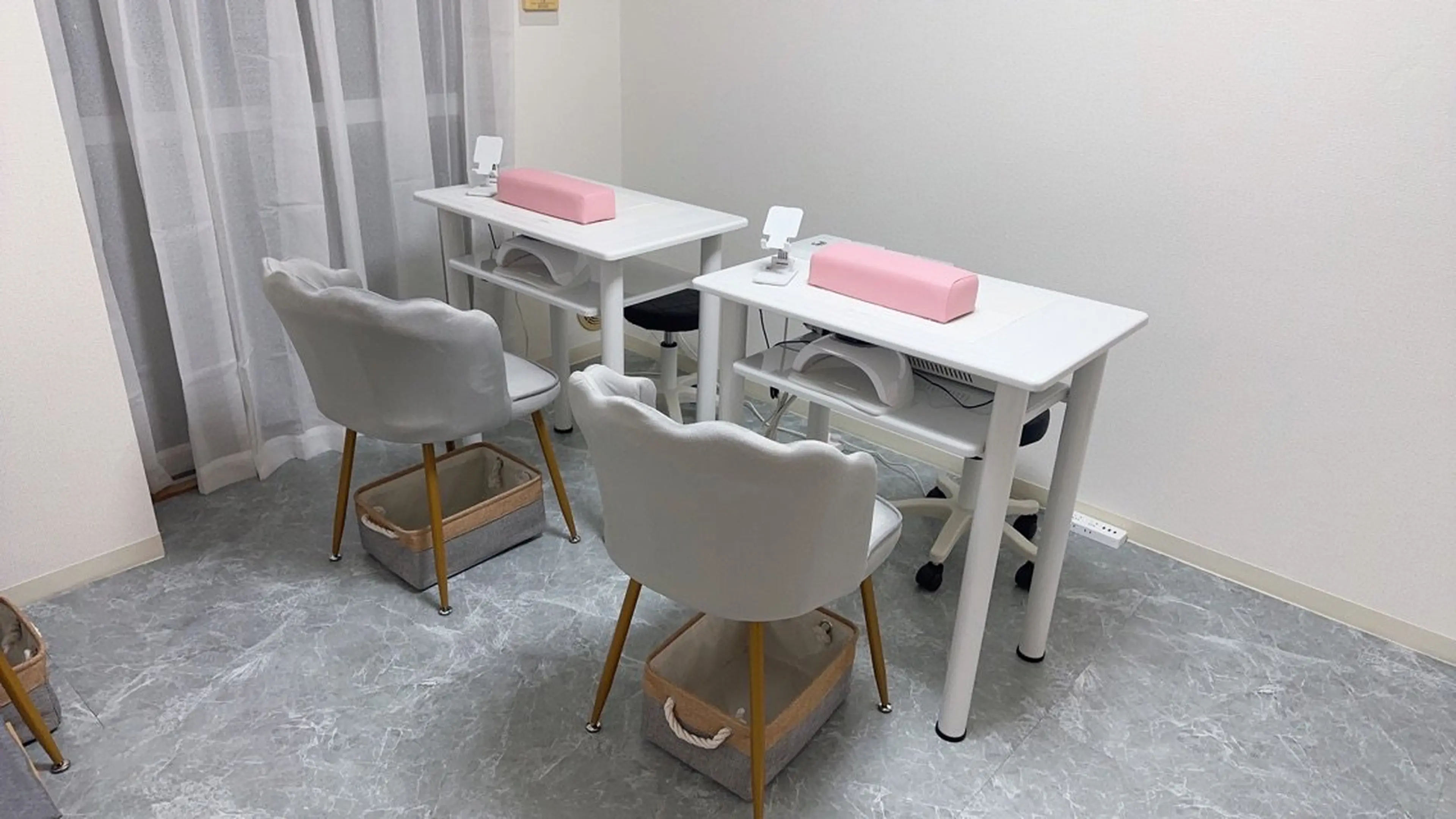 kao nail salonの内観・外観1