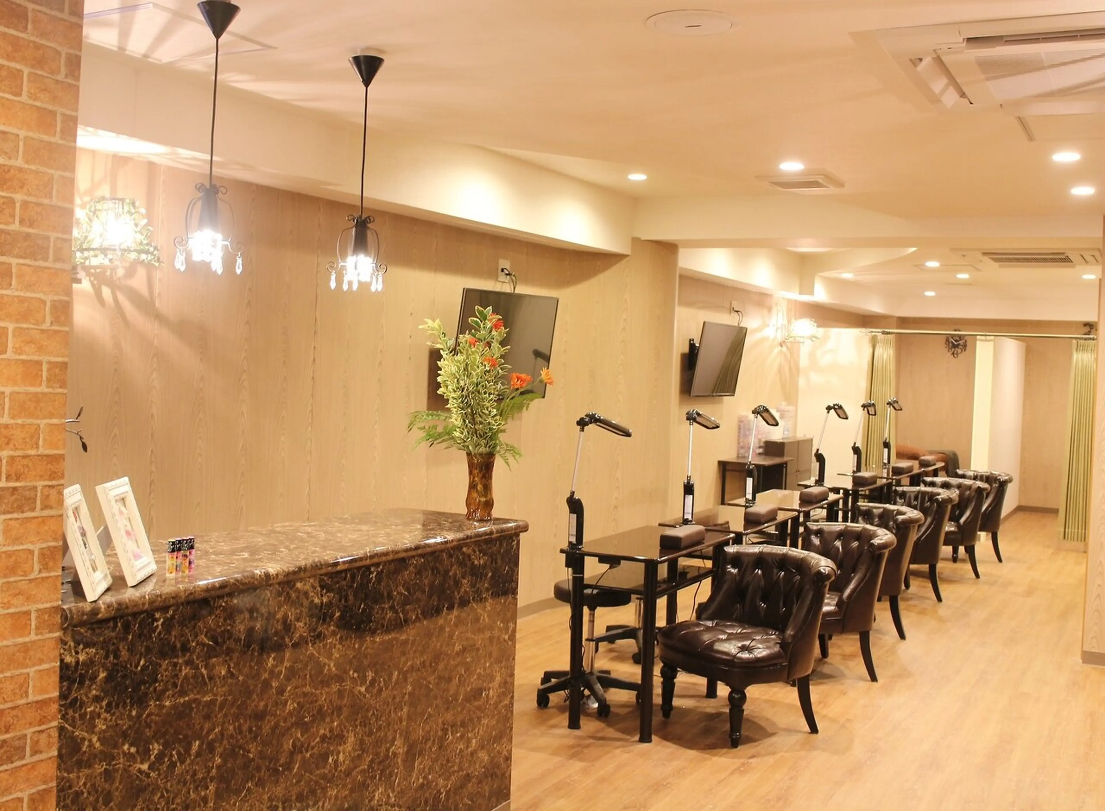 joieange心斎橋店の内観・外観1