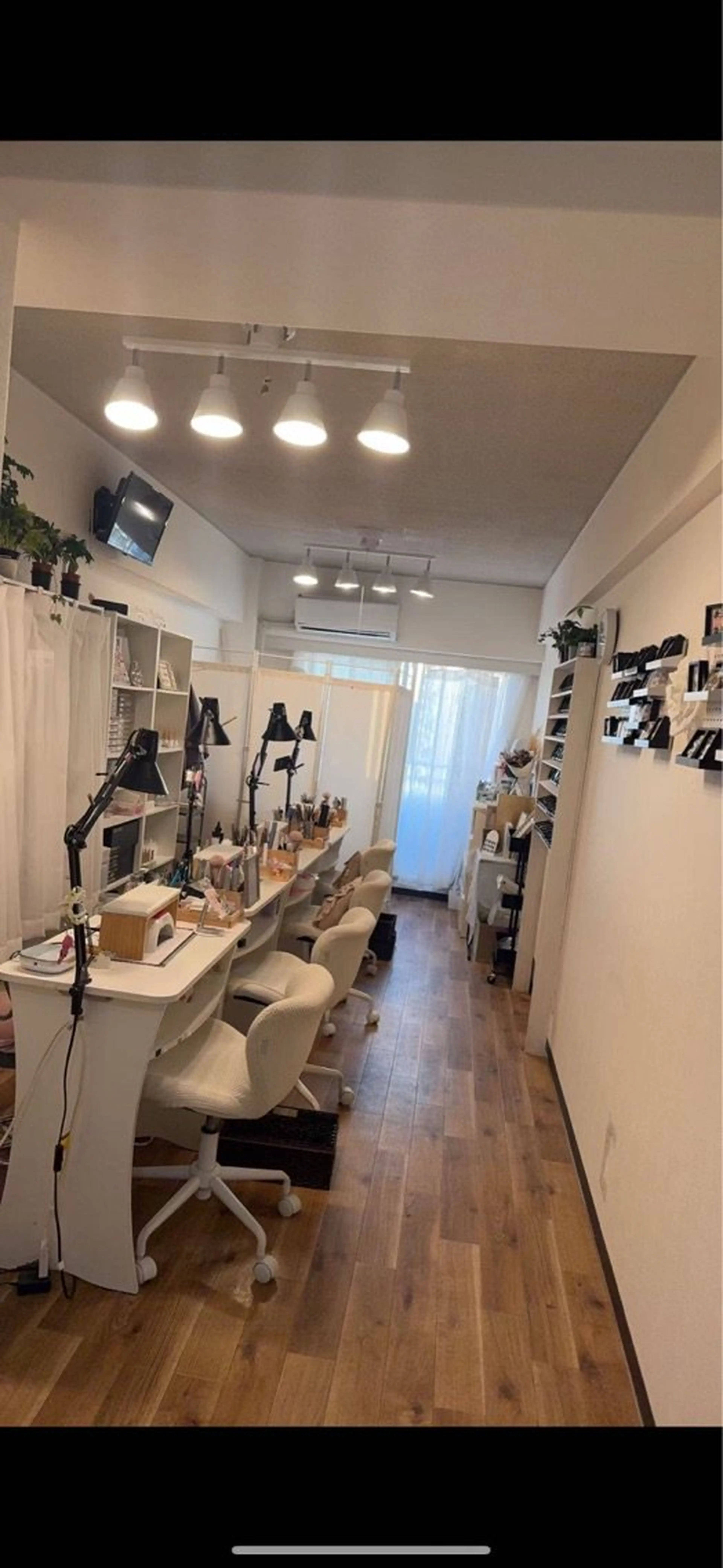 リセスネイルサロンの内観・外観3