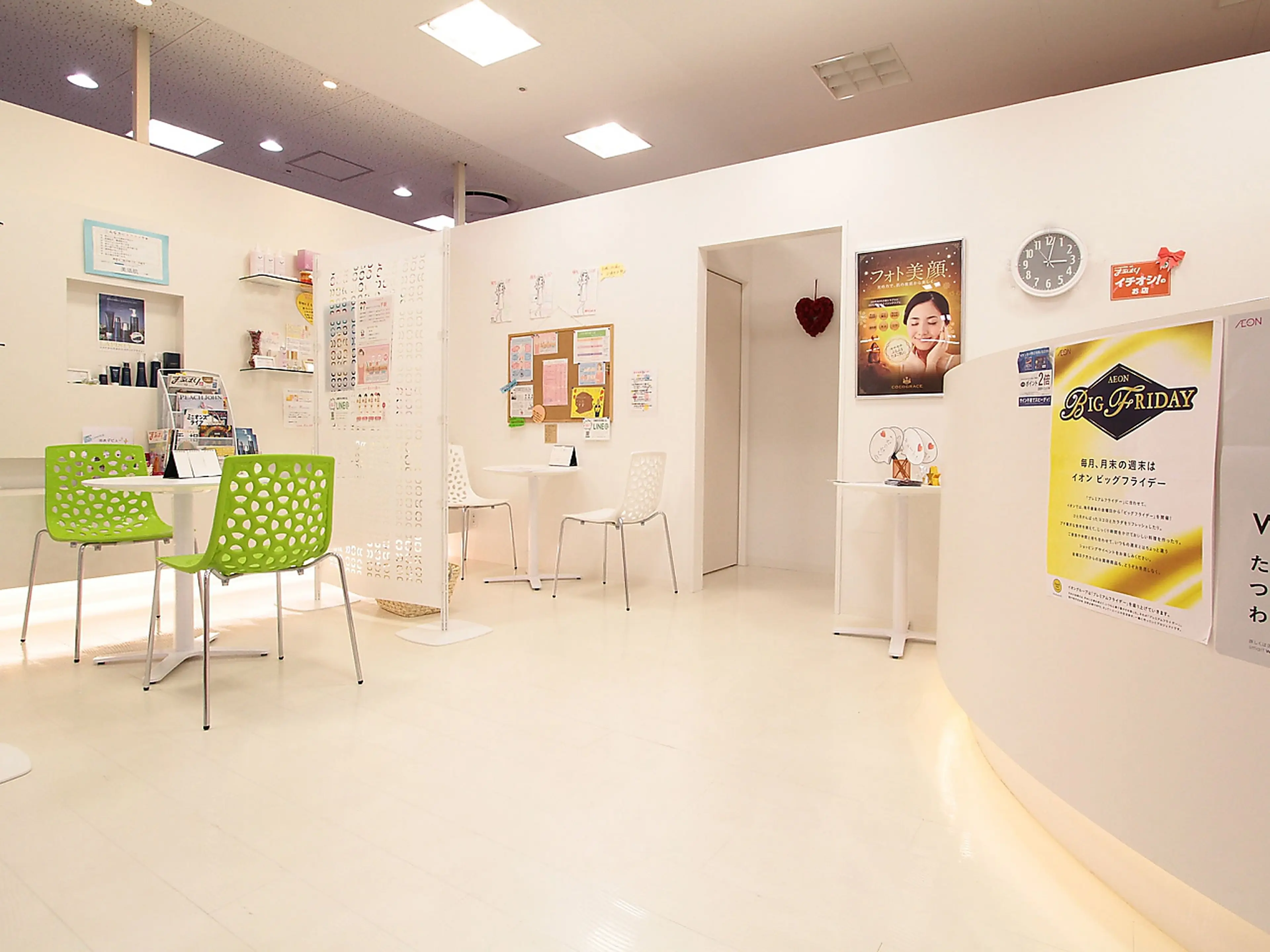 COCO GRACE　(ココグレイス）の内観・外観2