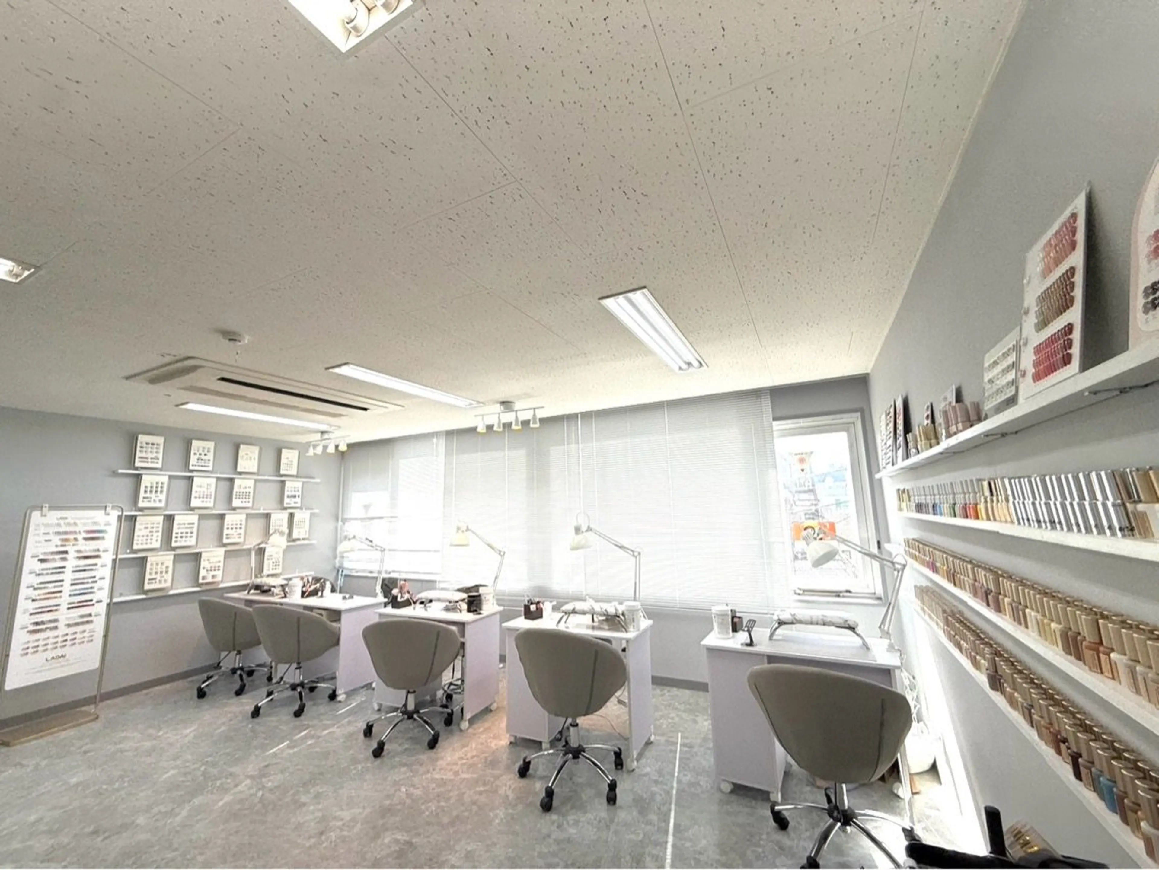 Rin Nailの内観・外観1