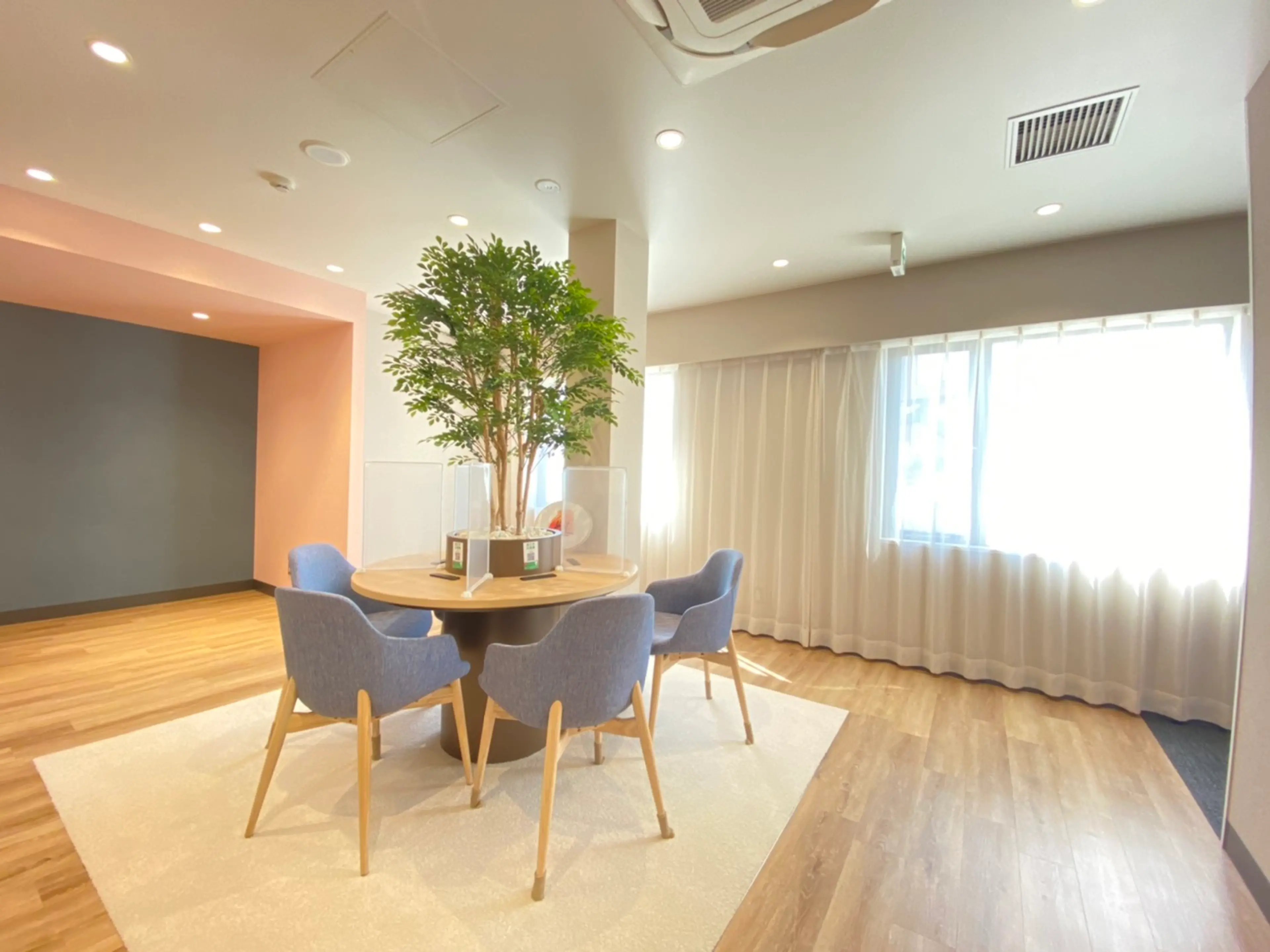 B-st.下北沢店の内観・外観1