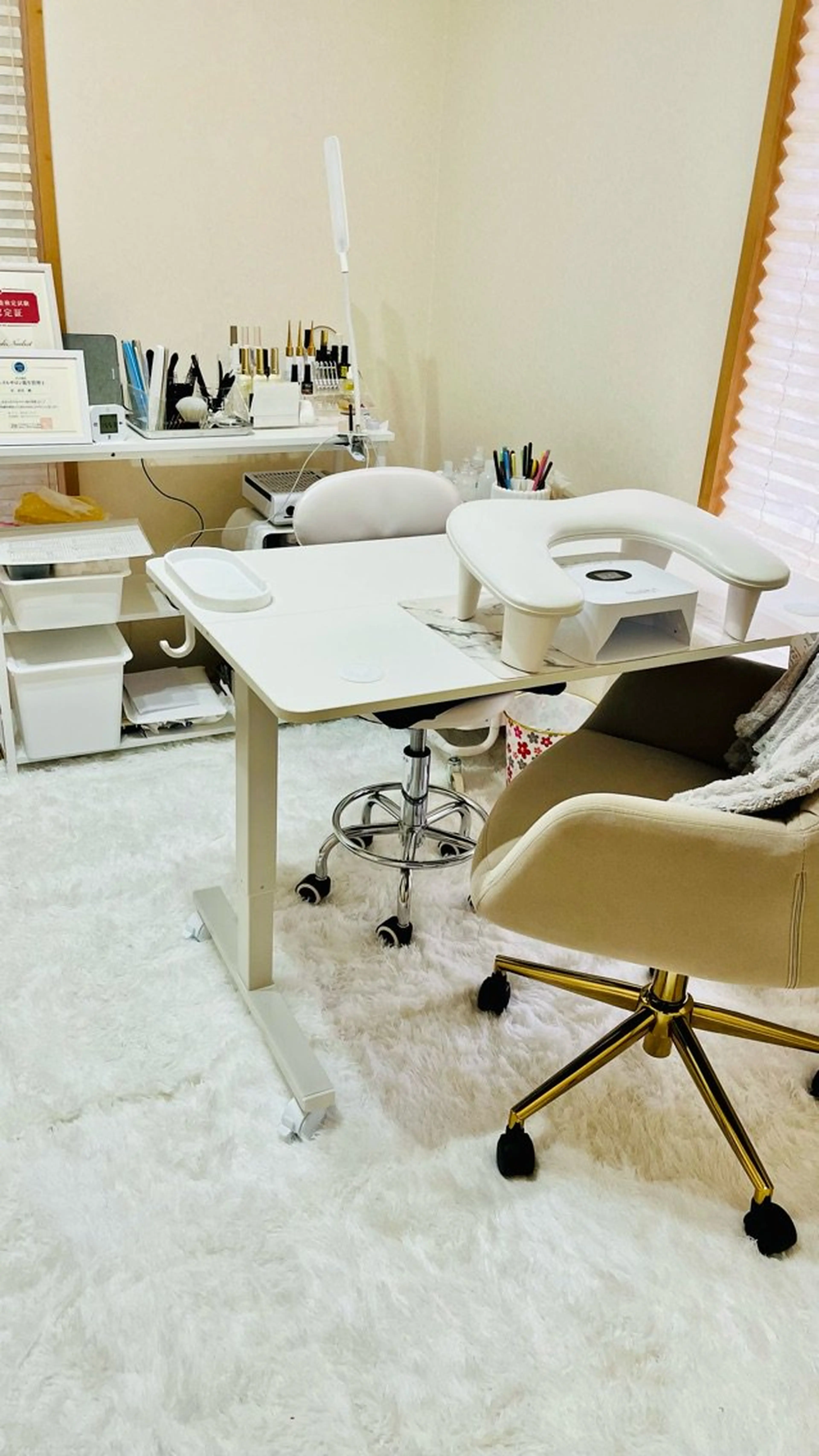 me too...NAILの内観・外観1