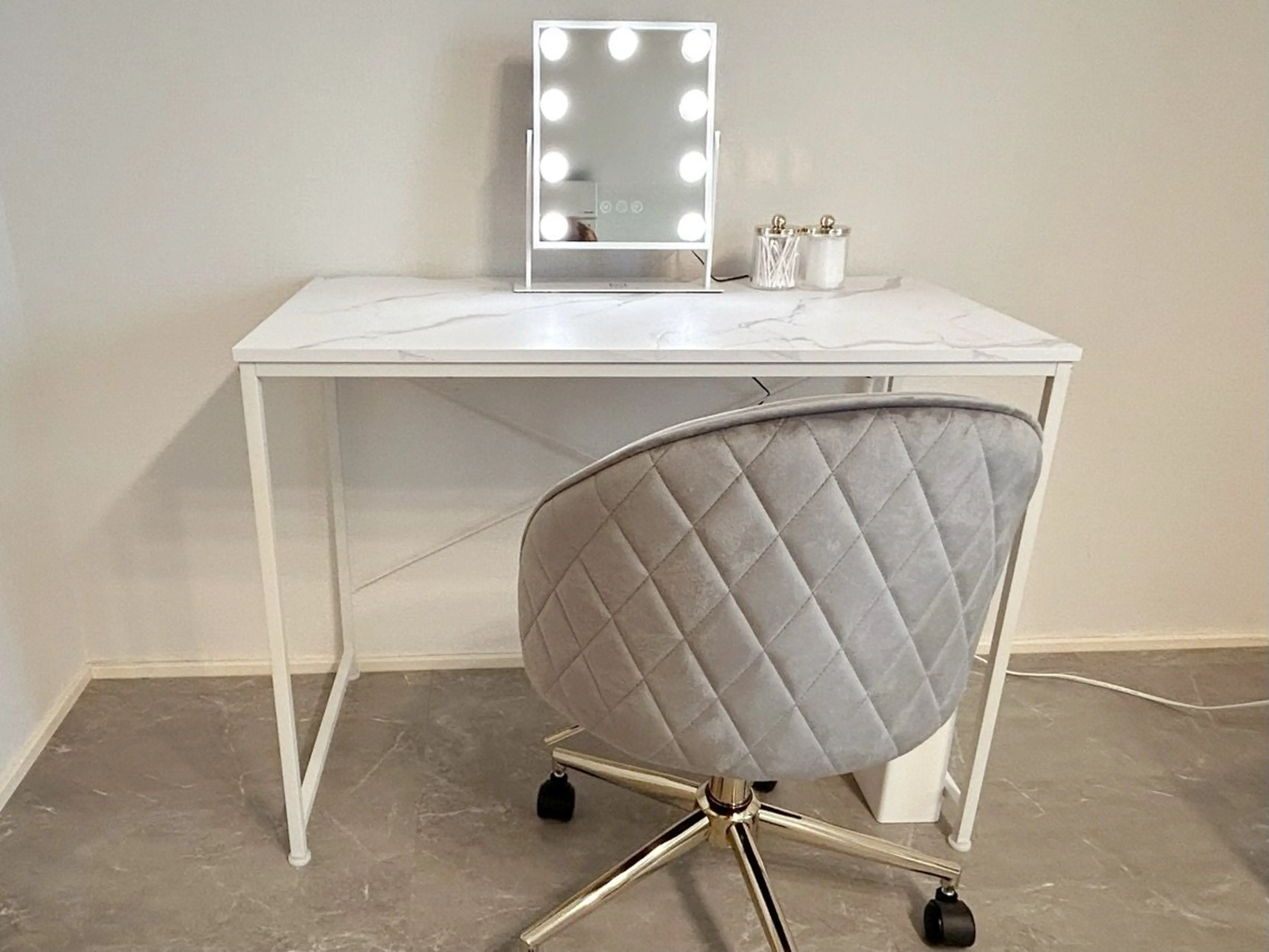 NILの内観・外観2