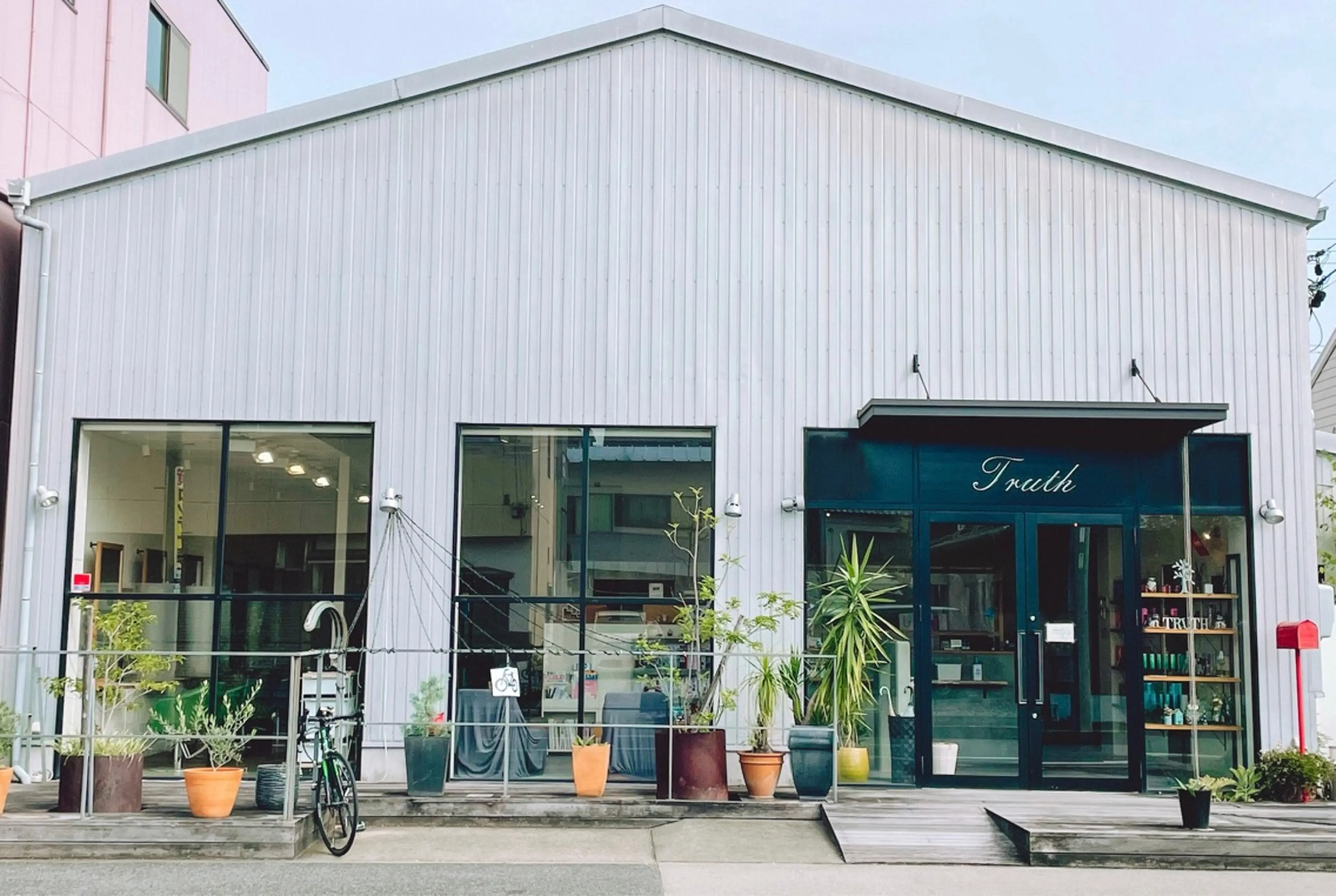 Truthの内観・外観1