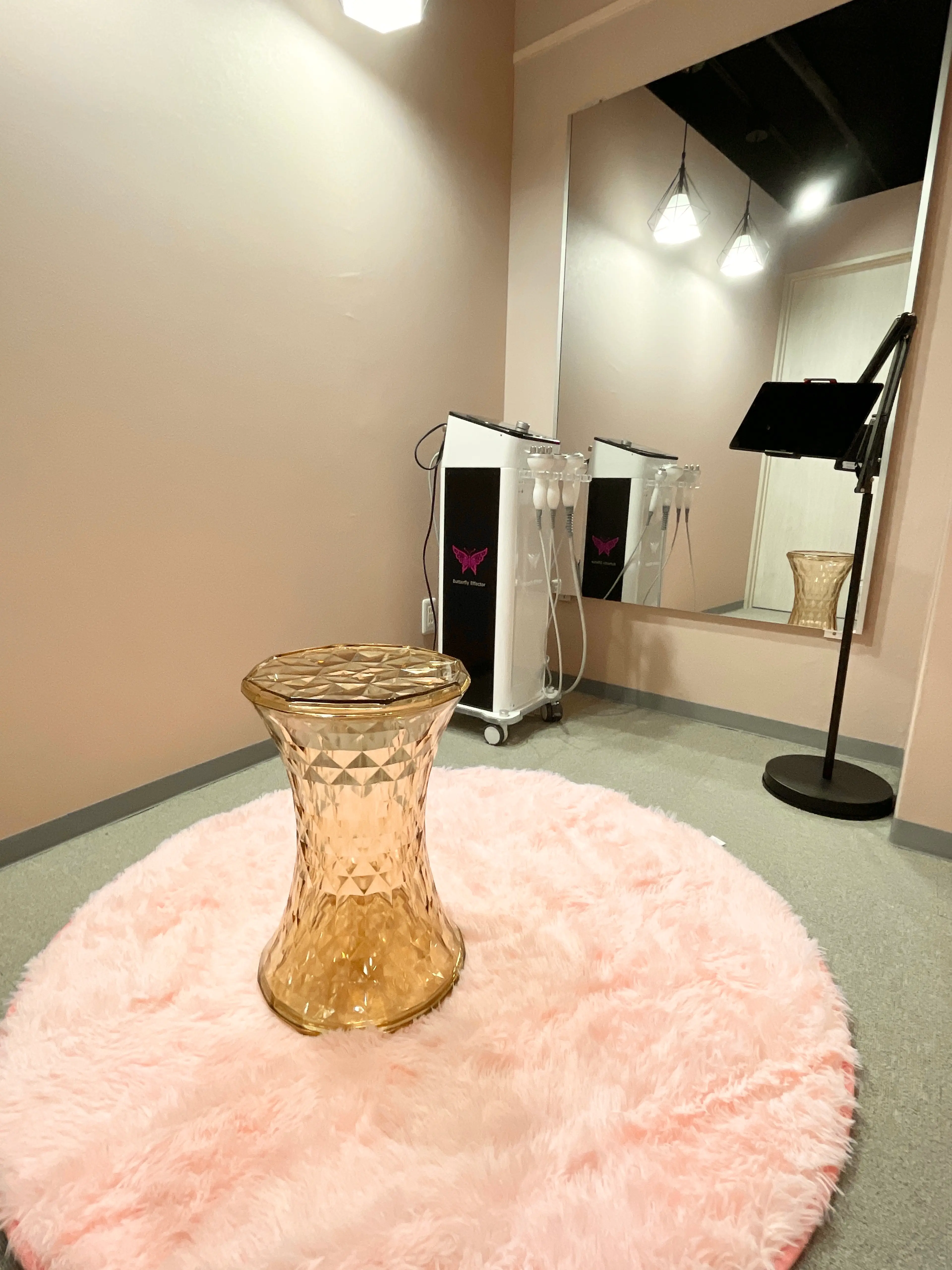 トータルビューティサロン　美スタの内観・外観1