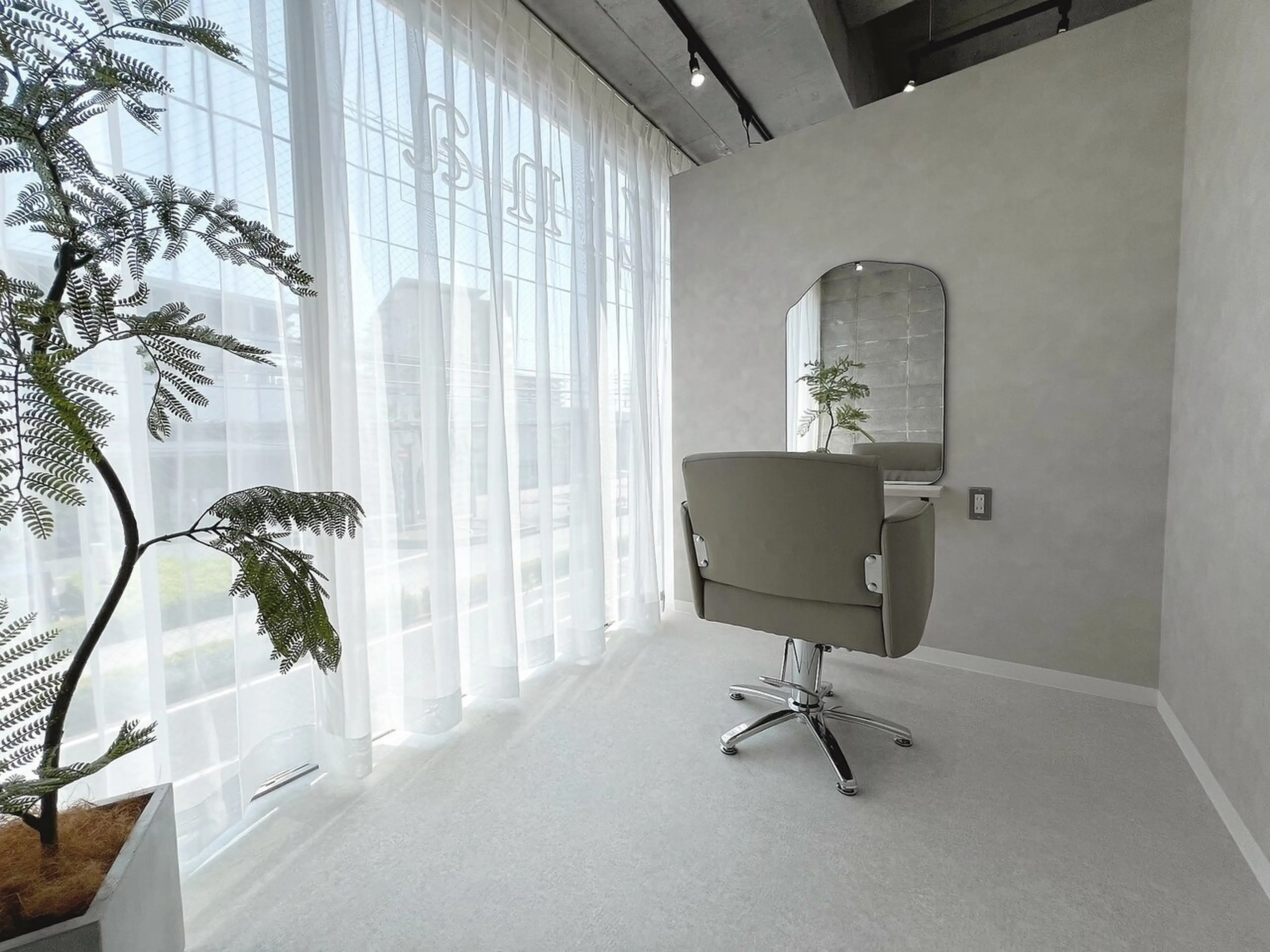 全席個室美容室 Zina 荻窪 髪質改善＆トリートメントの内観・外観2