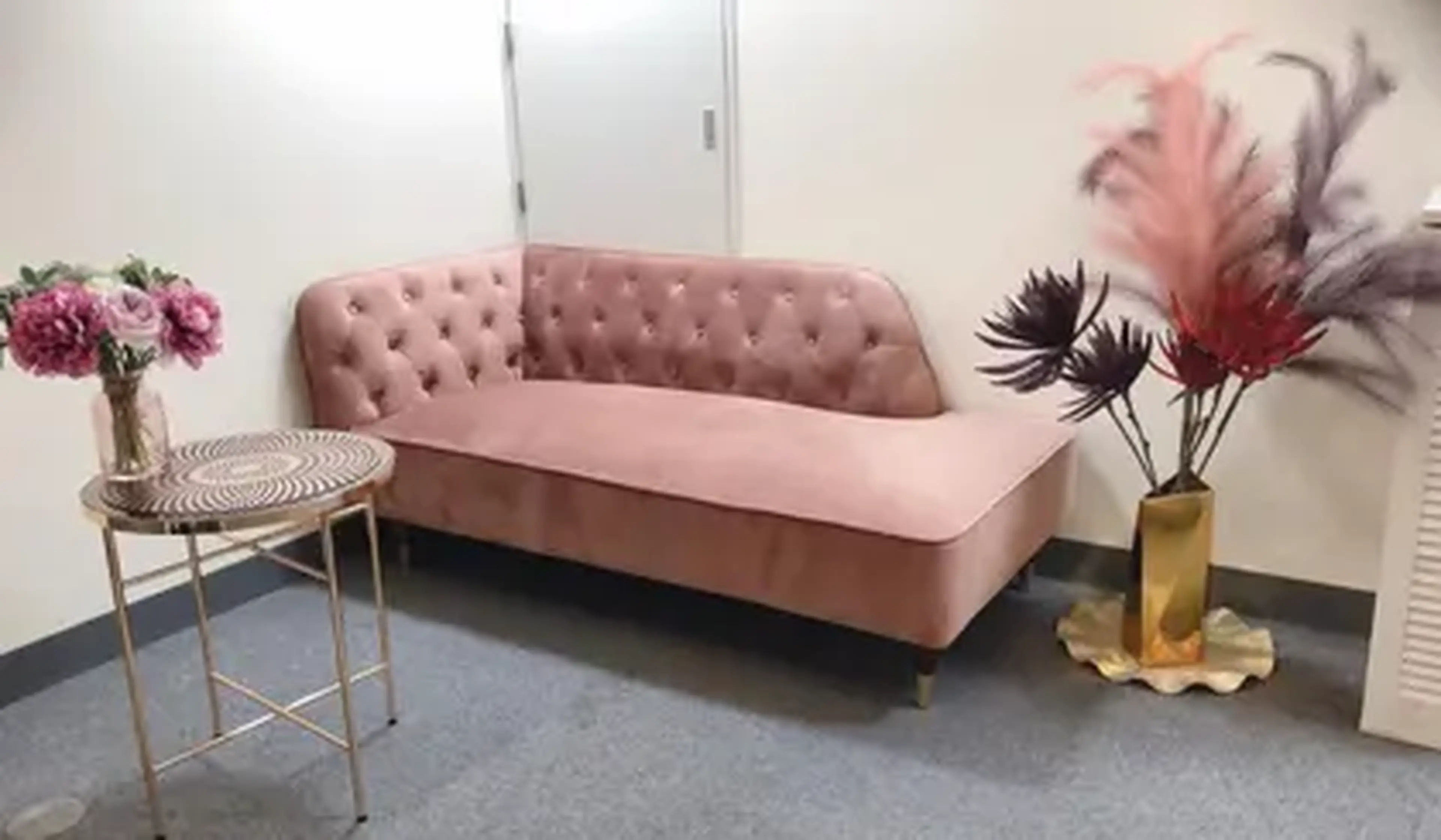 脱毛サロン「リンリン」 栄店の内観・外観1