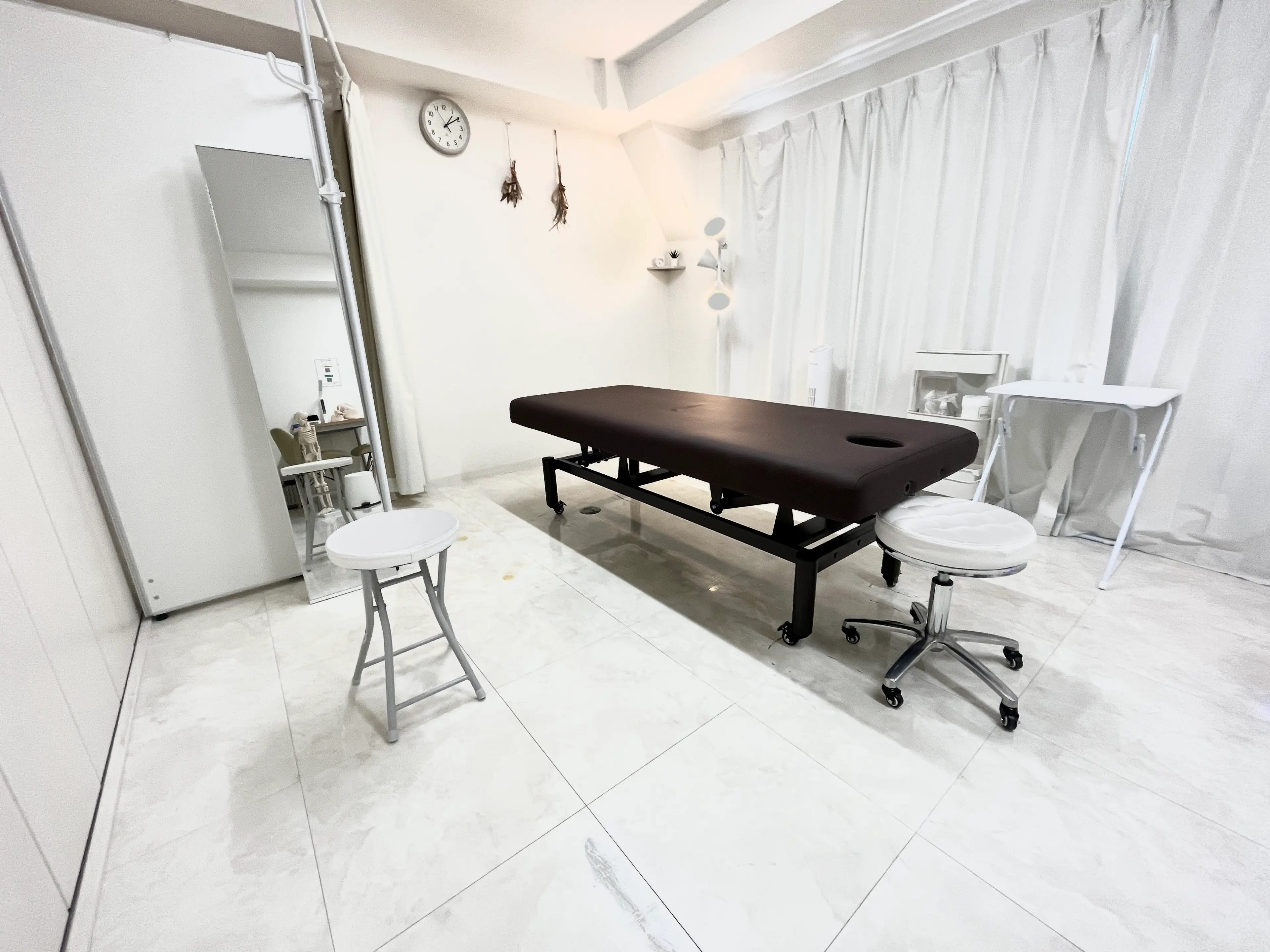 【小顔矯正専門】美容整体 小顔smileの内観・外観1