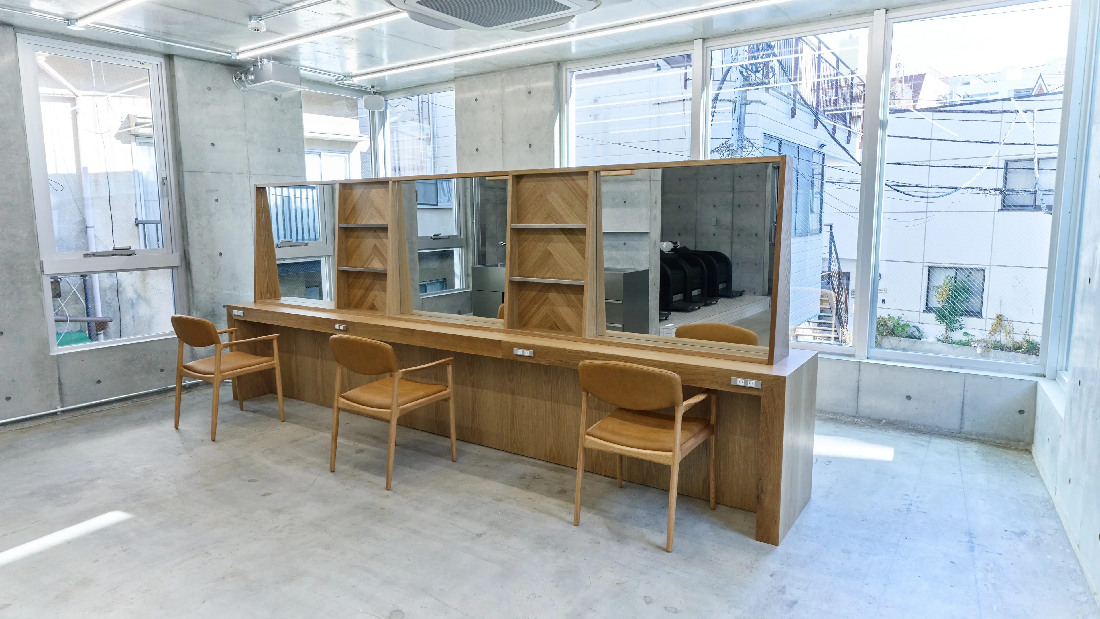 senの内観・外観2