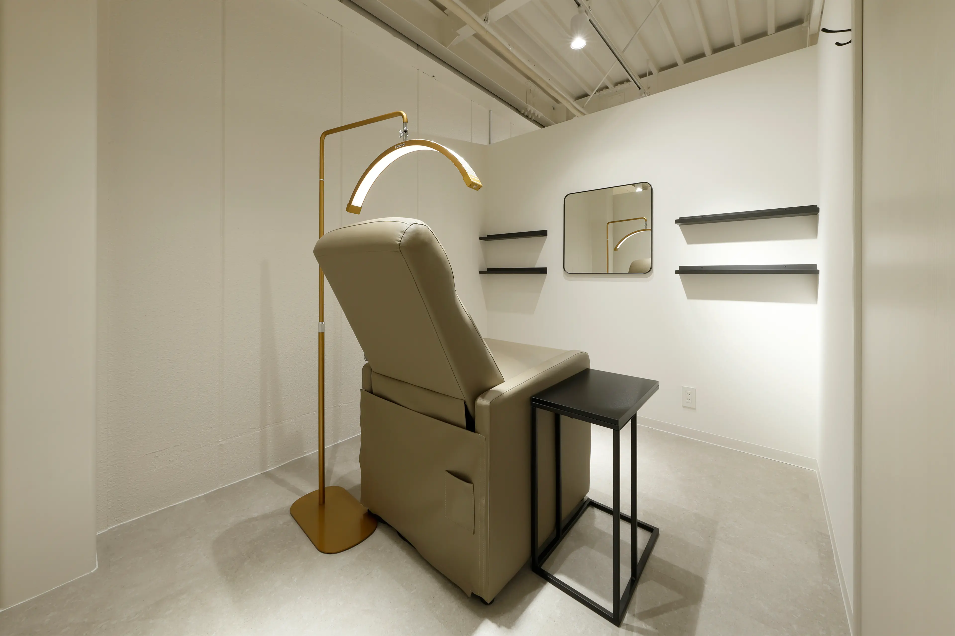 ONLY CARE 近大前の内観・外観2