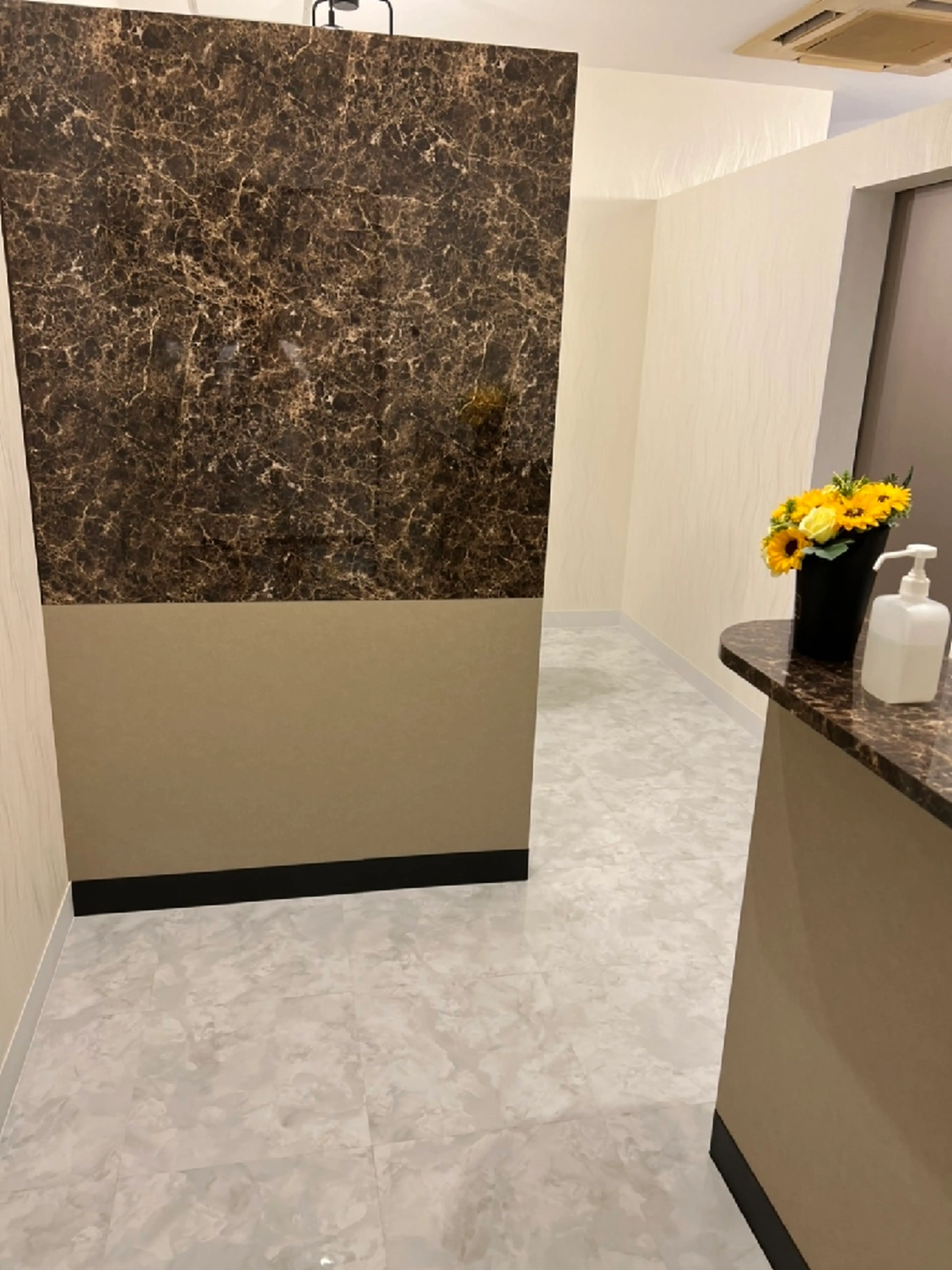 BeautySalon EVANCEの内観・外観1