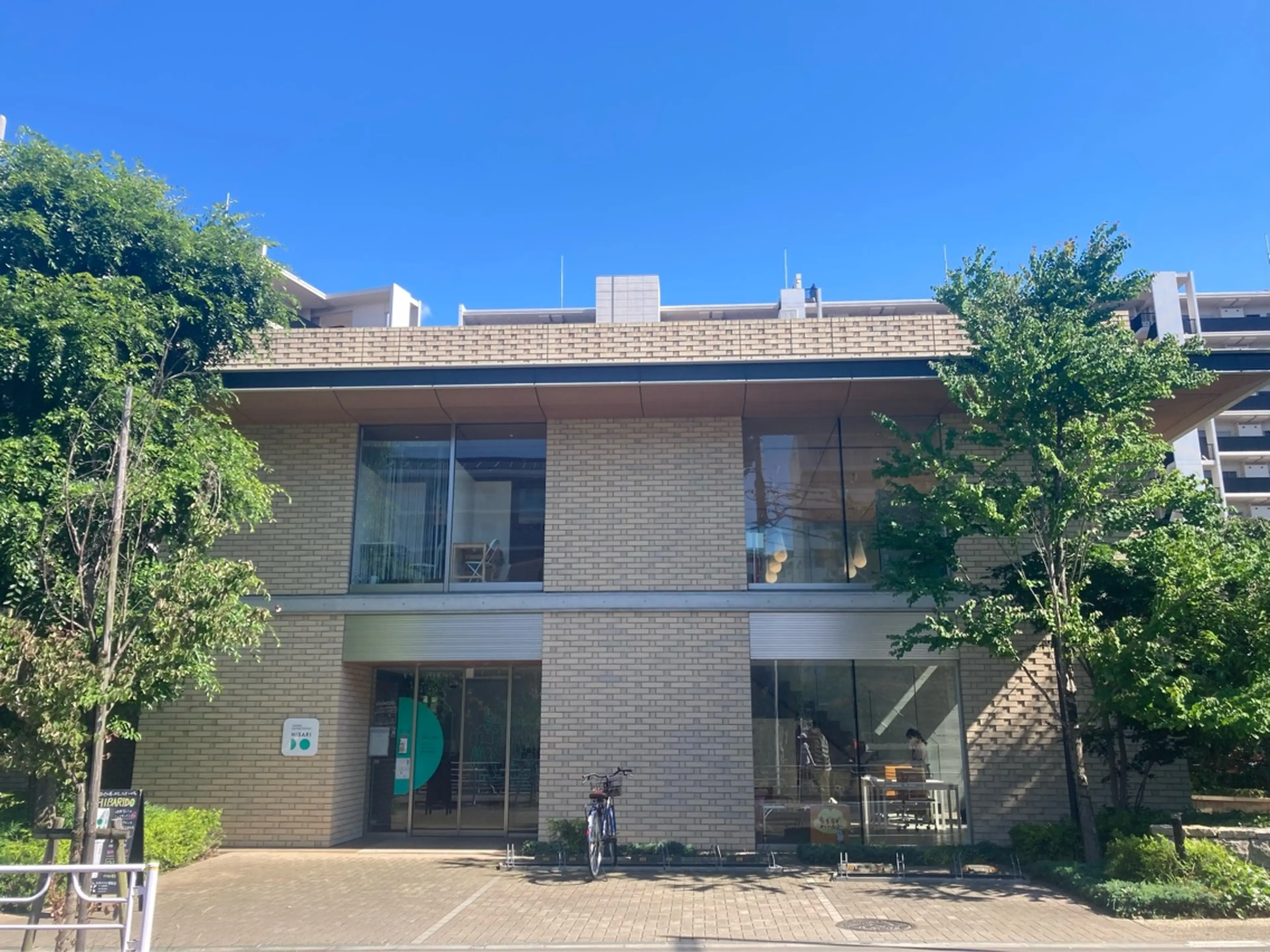 ネイルサロンE.U.Bの内観・外観1