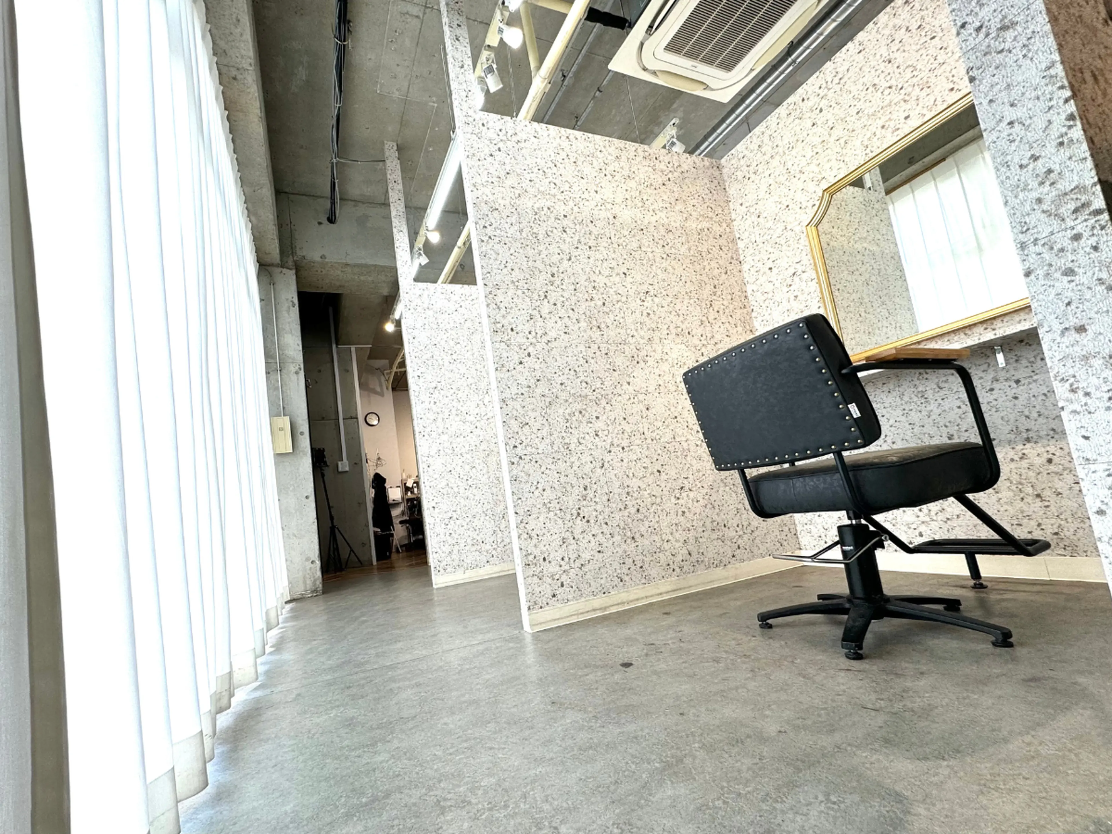 lani hair salonの内観・外観3