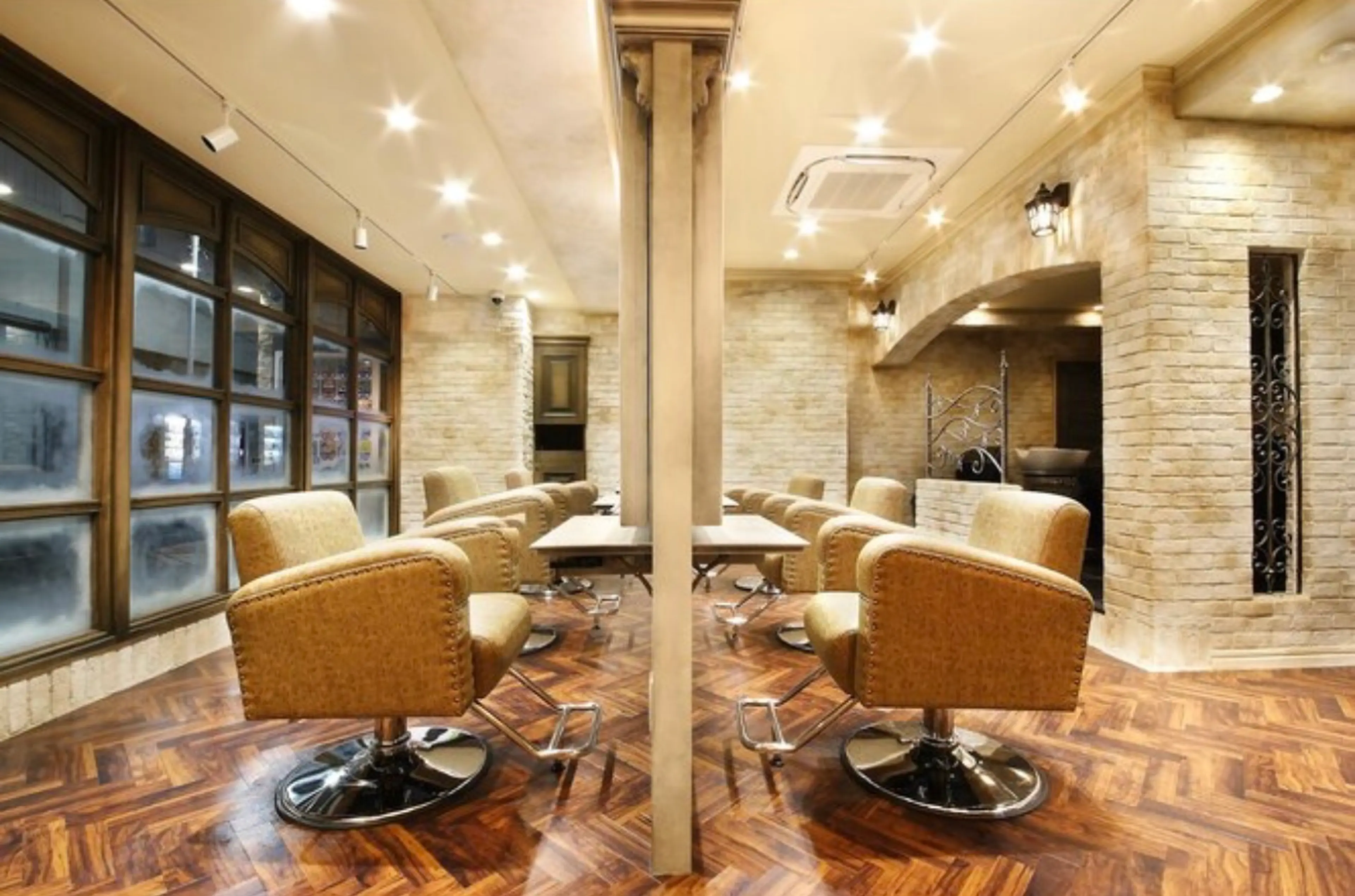 shaluの内観・外観1