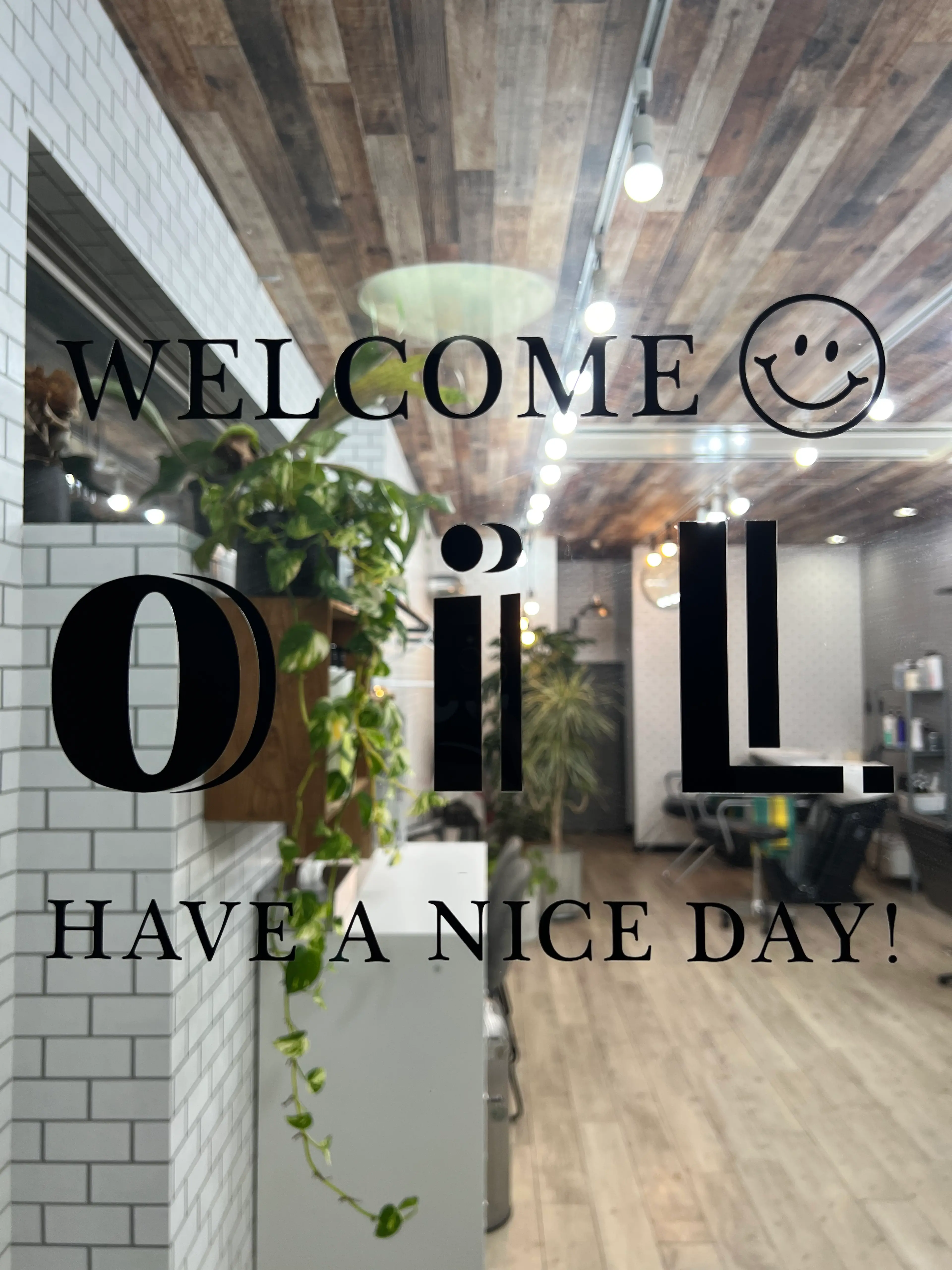 oiLの内観・外観1