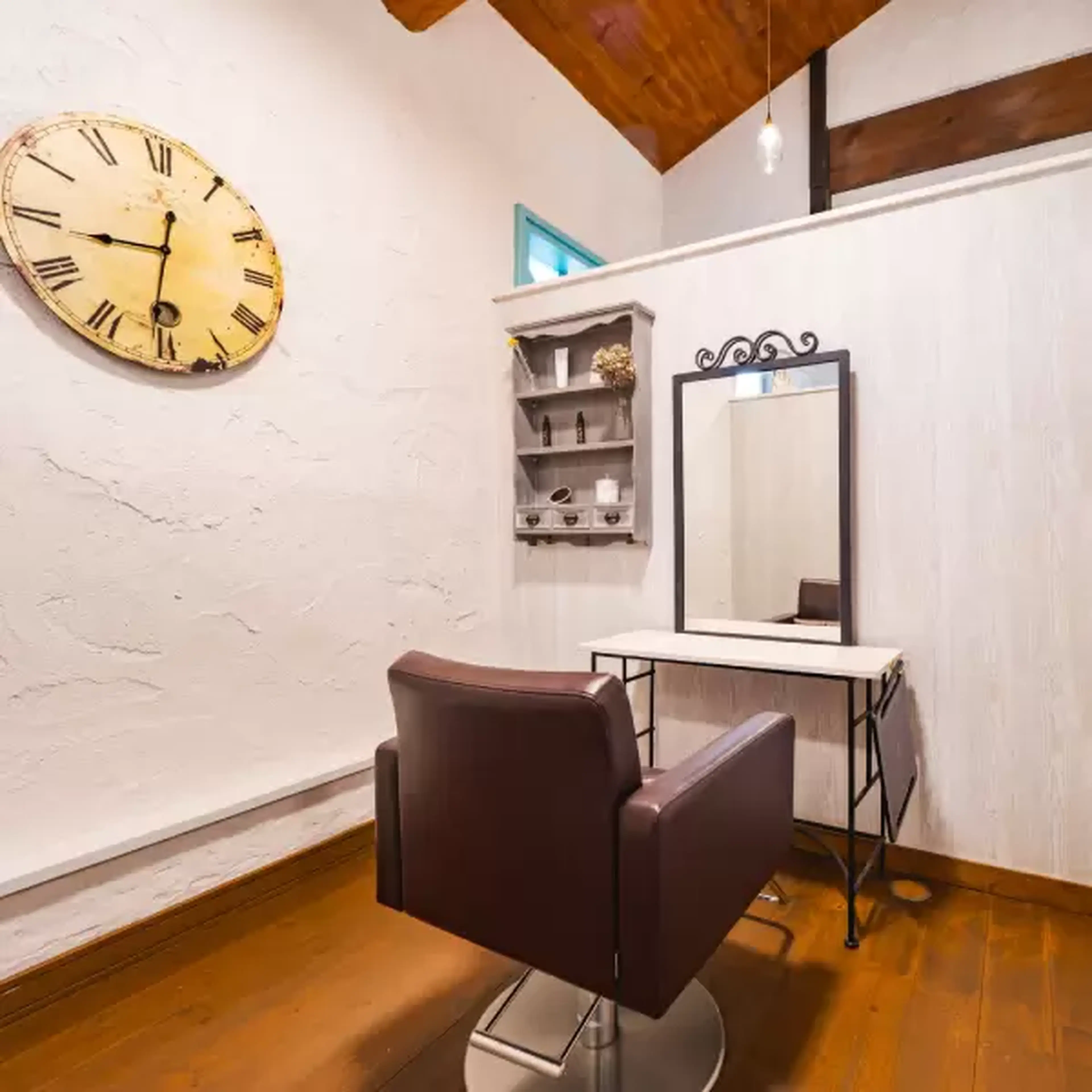 髪質改善美容院CoRte.倉敷西坂店の内観・外観2