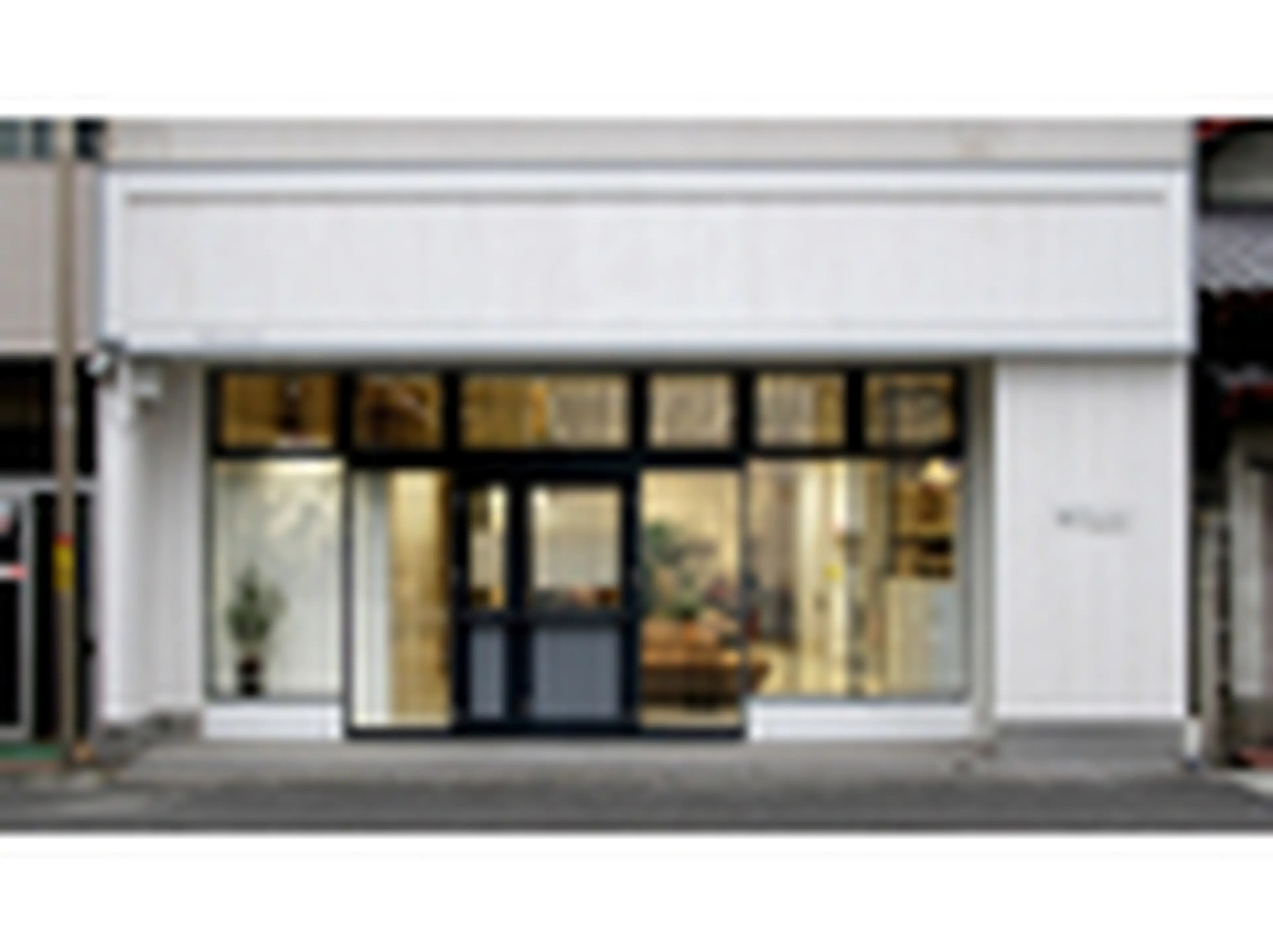 lucil eyelash ルシル塚本店【まつげパーマ/マツエク/眉毛専門店】の内観・外観1