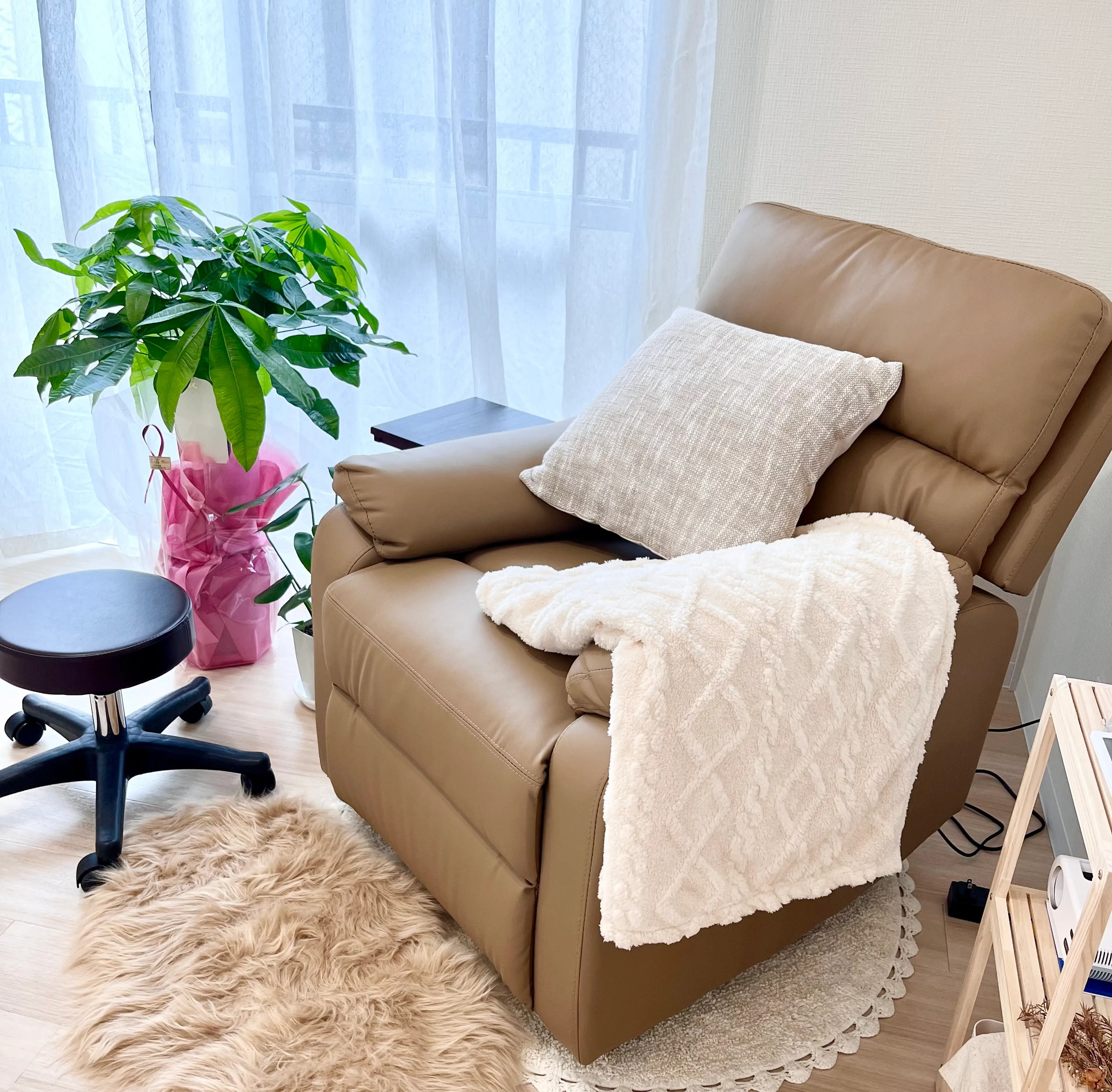 nail  Raiの内観・外観2