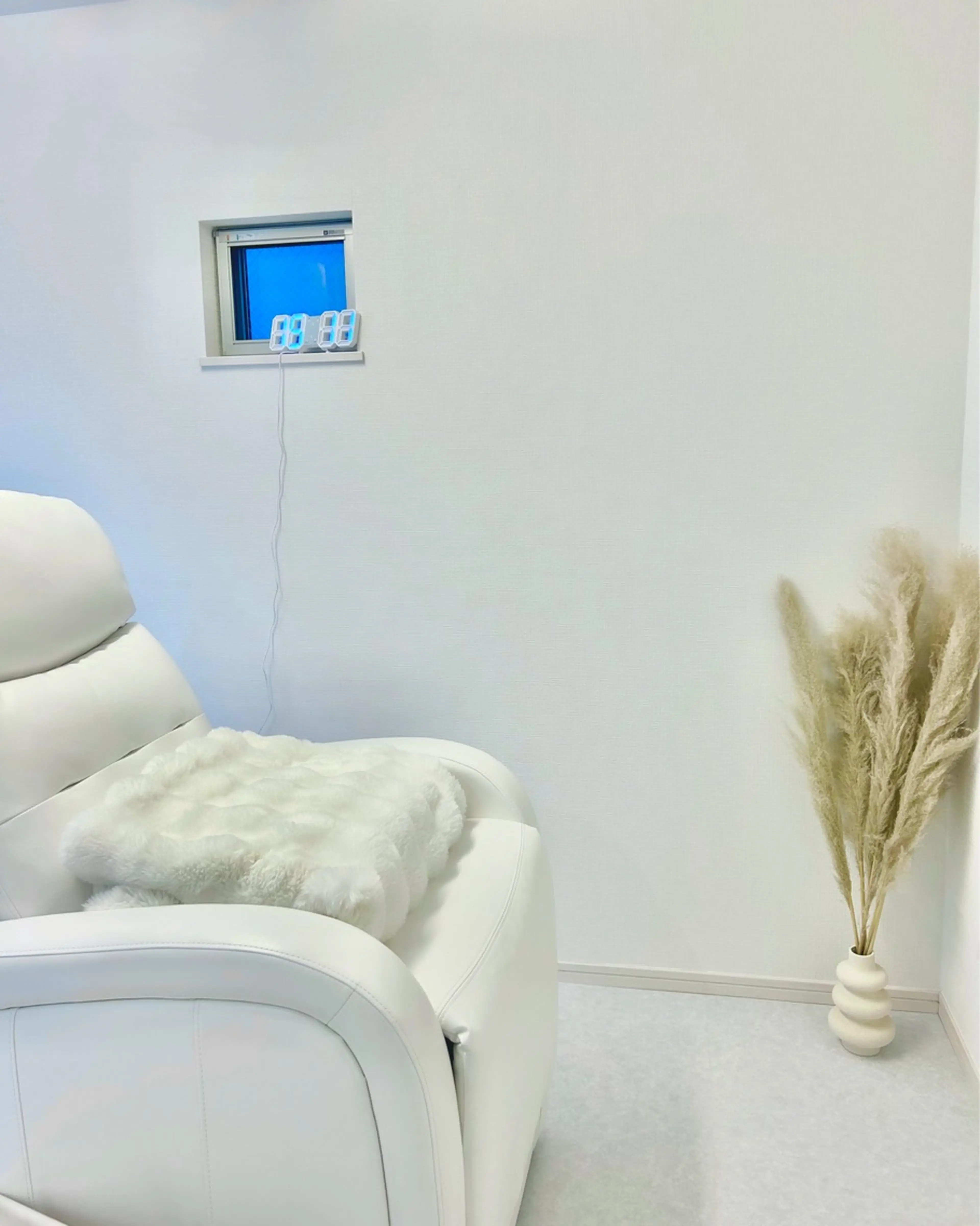 Nail&Beauty NEON 西麻布店の内観・外観3