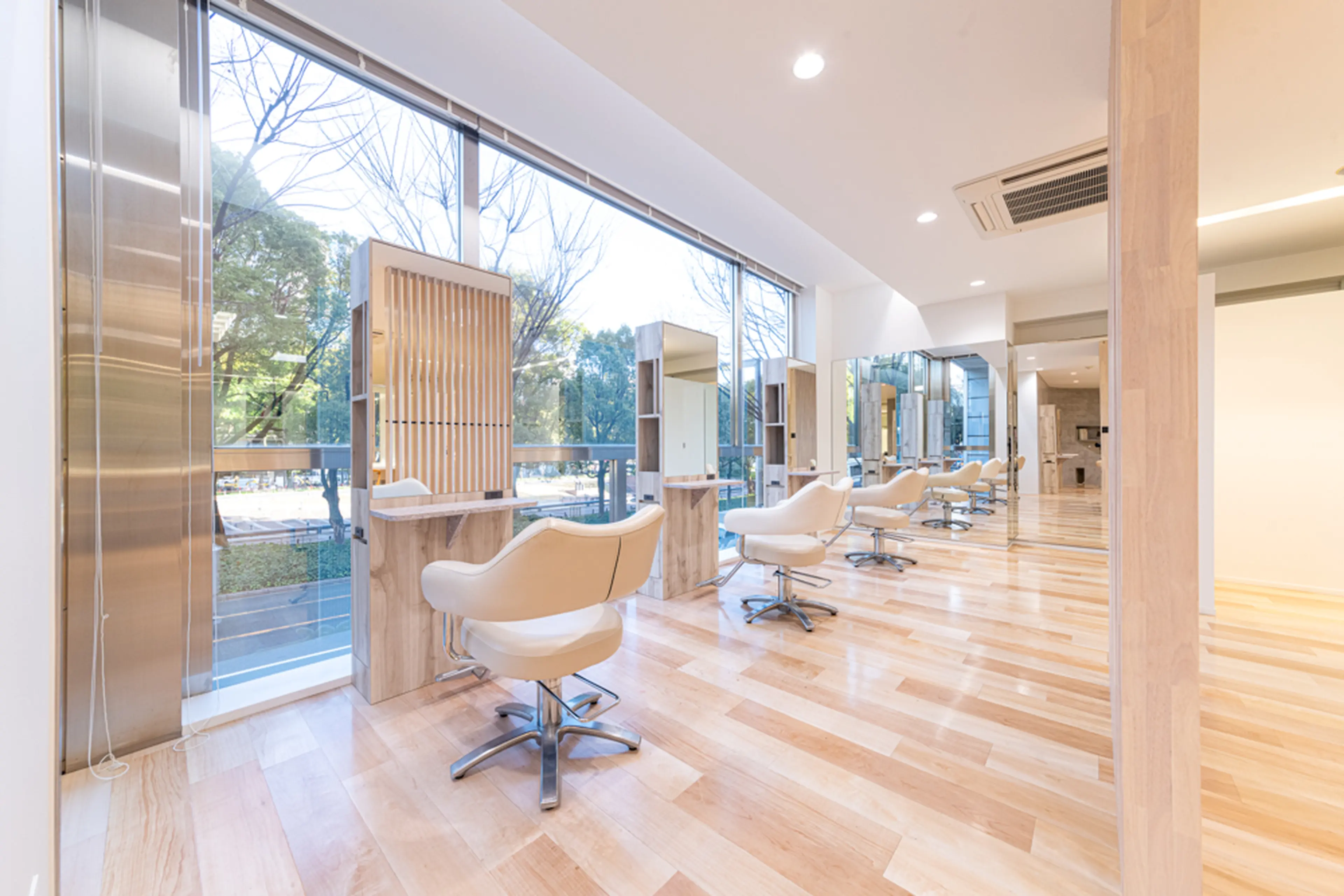 LOBEC　SAKAEの内観・外観2