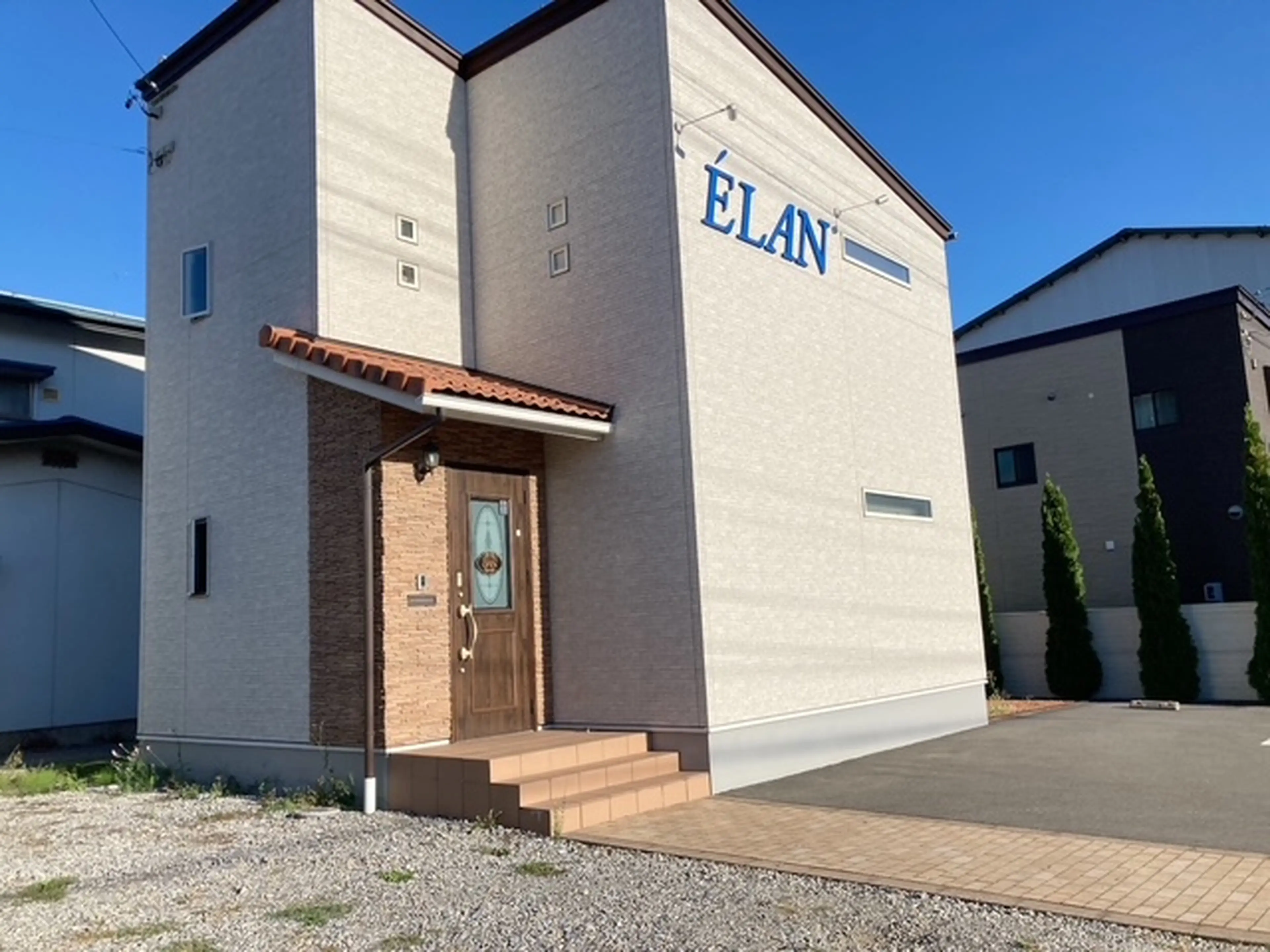 Eyelash Salon Blanc 〜まつ毛エクステと眉の専門美容室〜岡谷店の内観・外観1