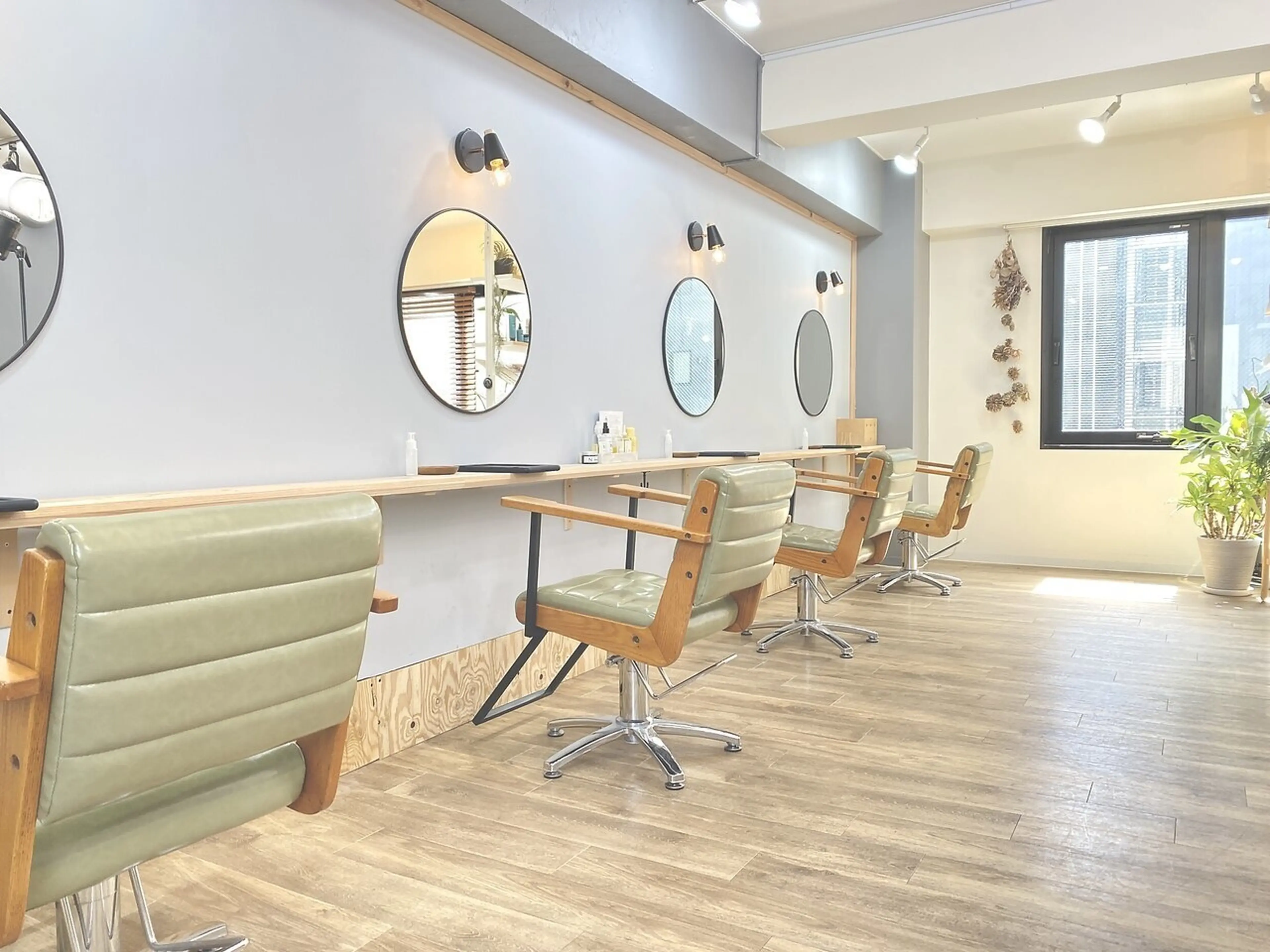 Lapa hair博多駅前の内観・外観1