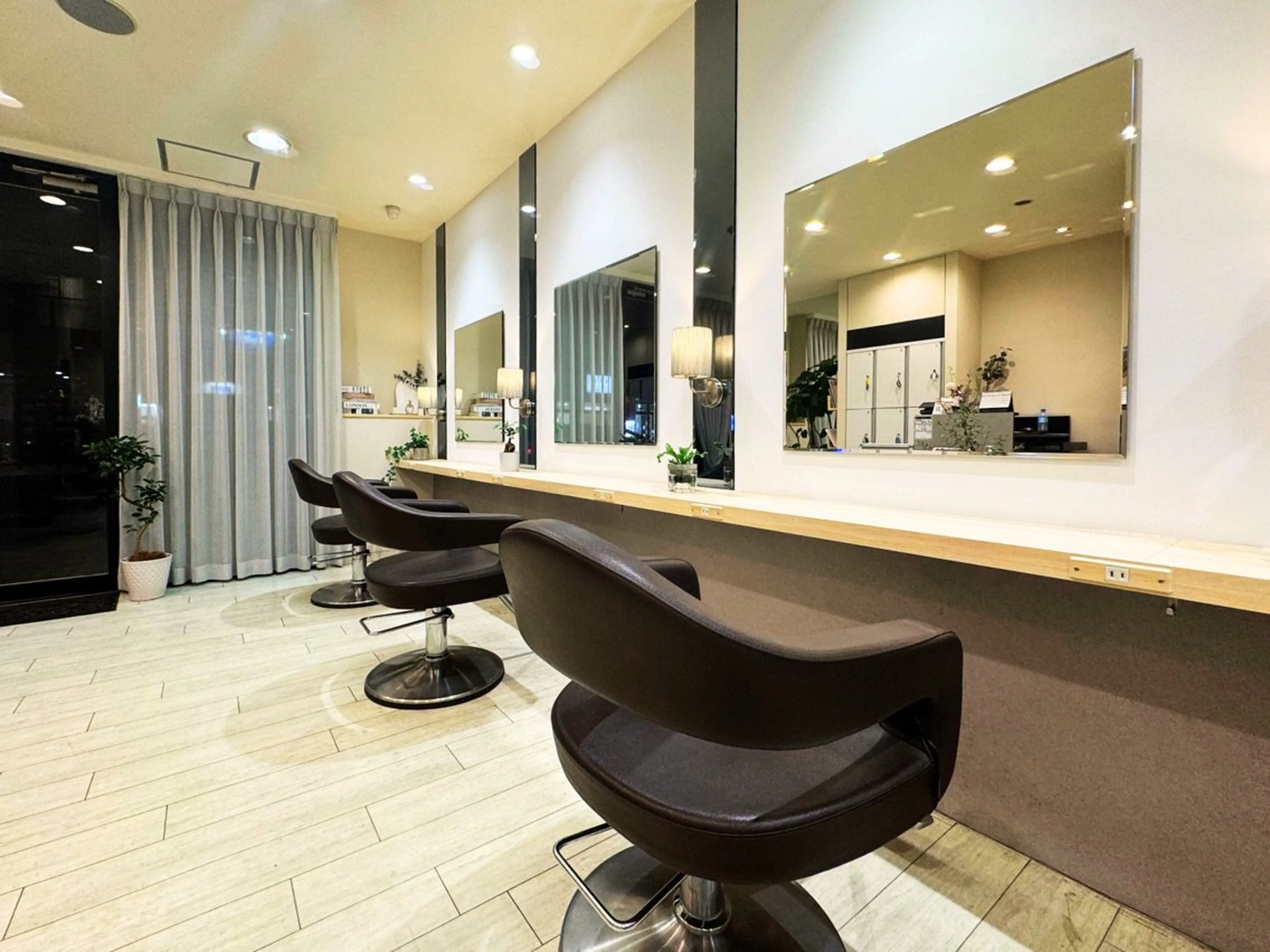 PETAL by KENJE ペタルバイケンジの内観・外観2