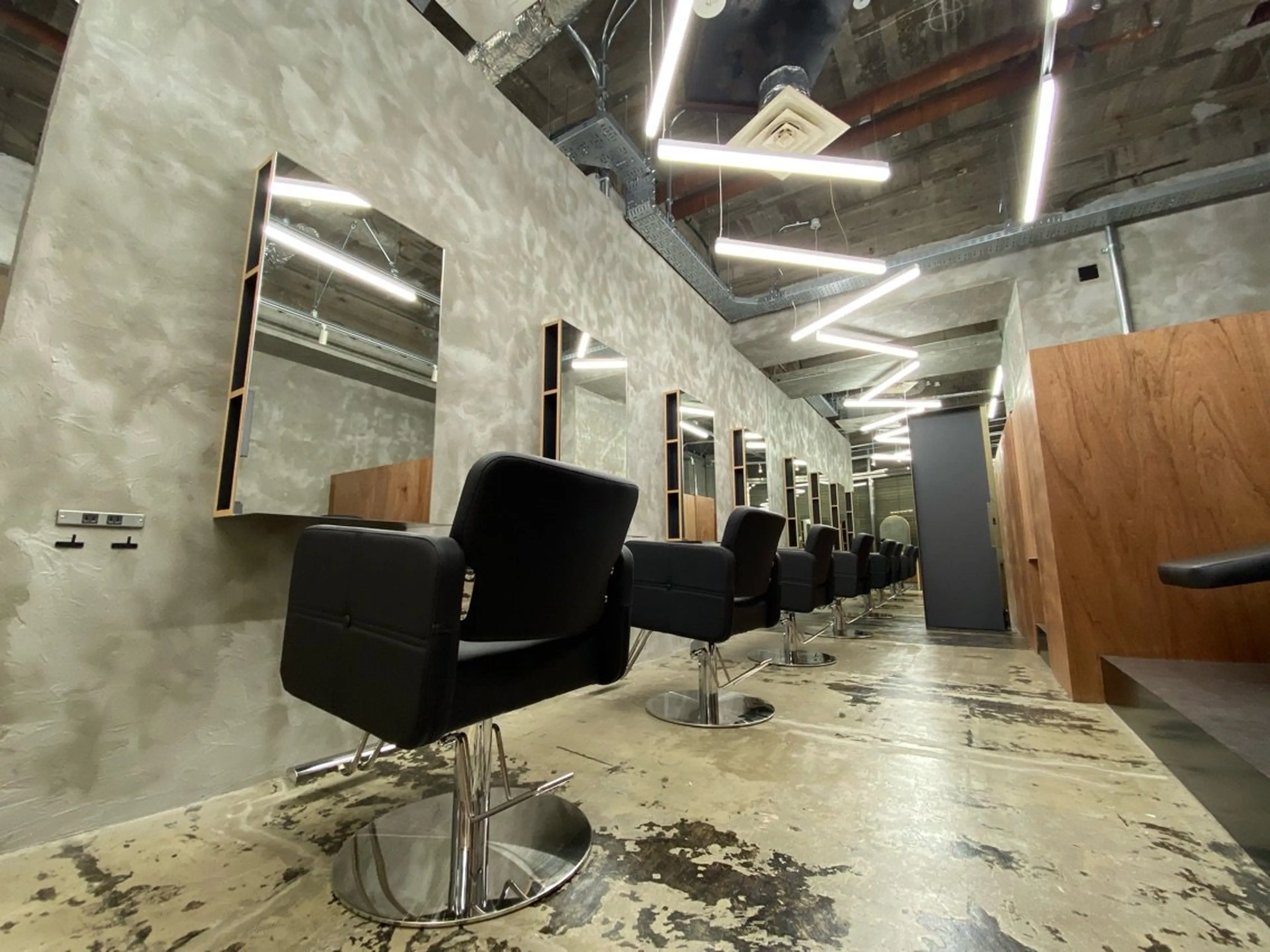 ESSENZAの内観・外観1