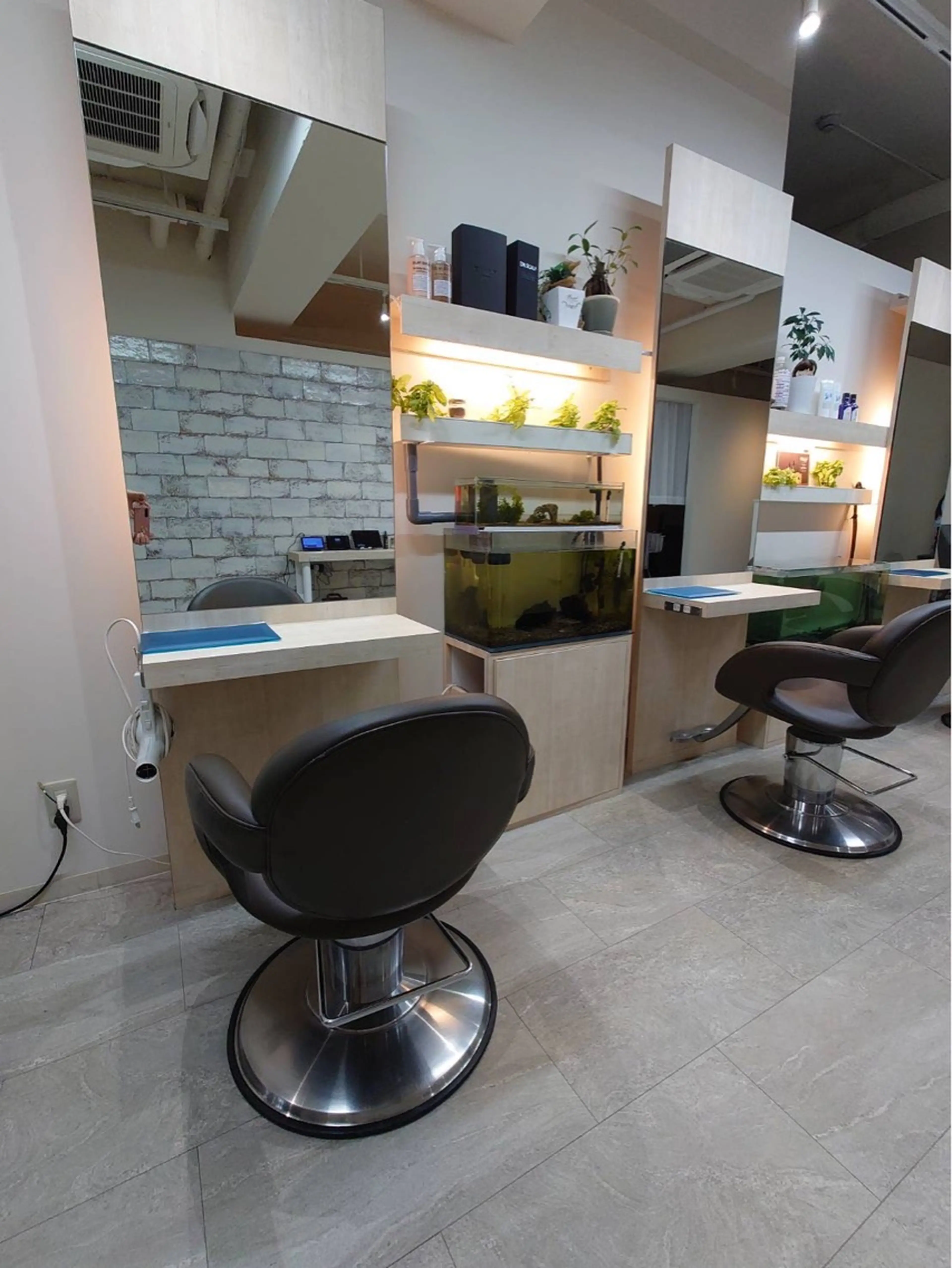 ヘアラウンジ　ソレイユの内観・外観3