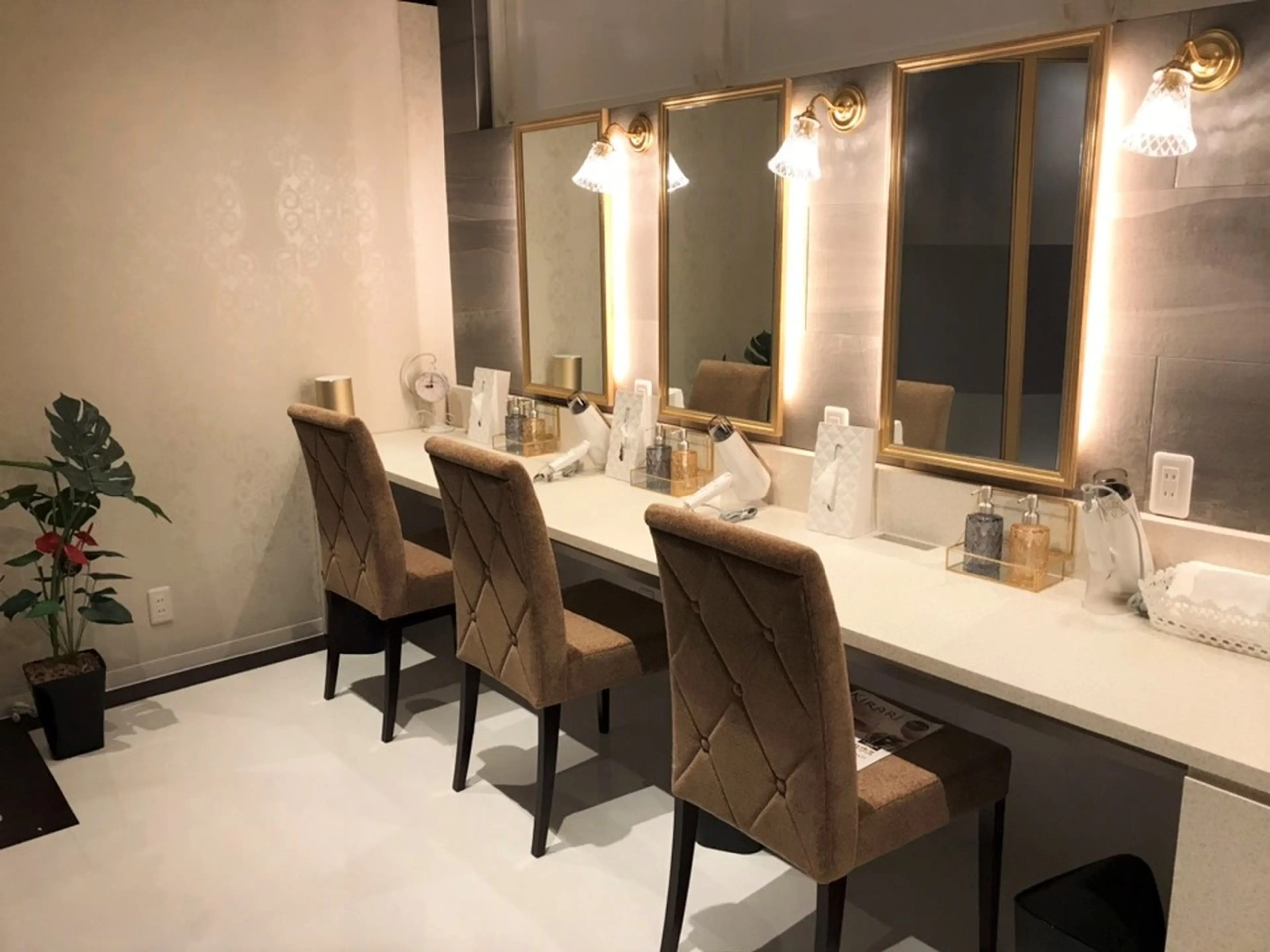 スリムビューティハウス 高松店の内観・外観2