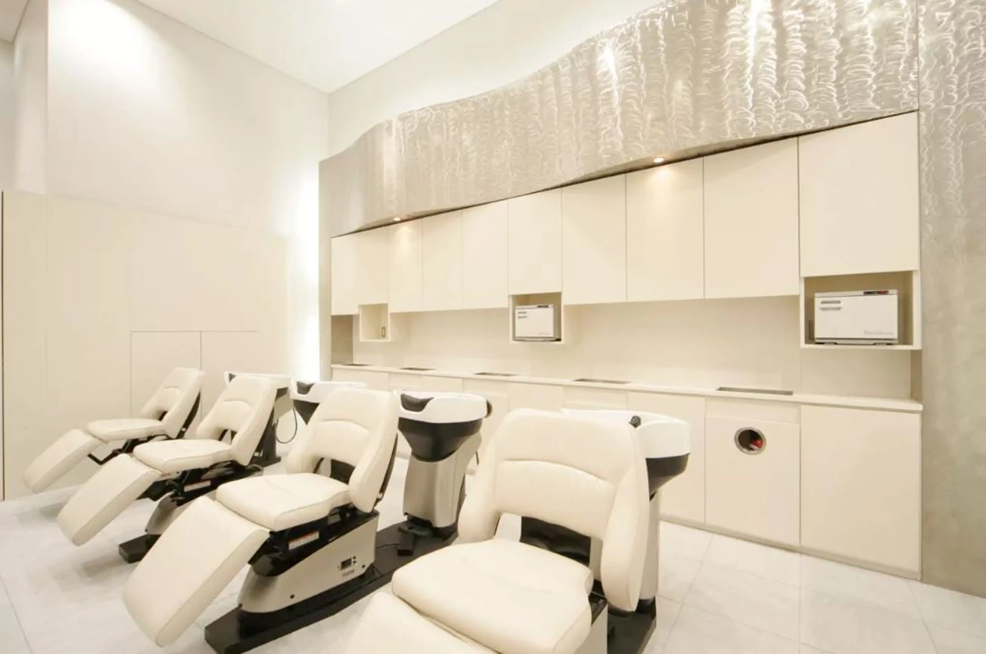 Ash関内店の内観・外観2