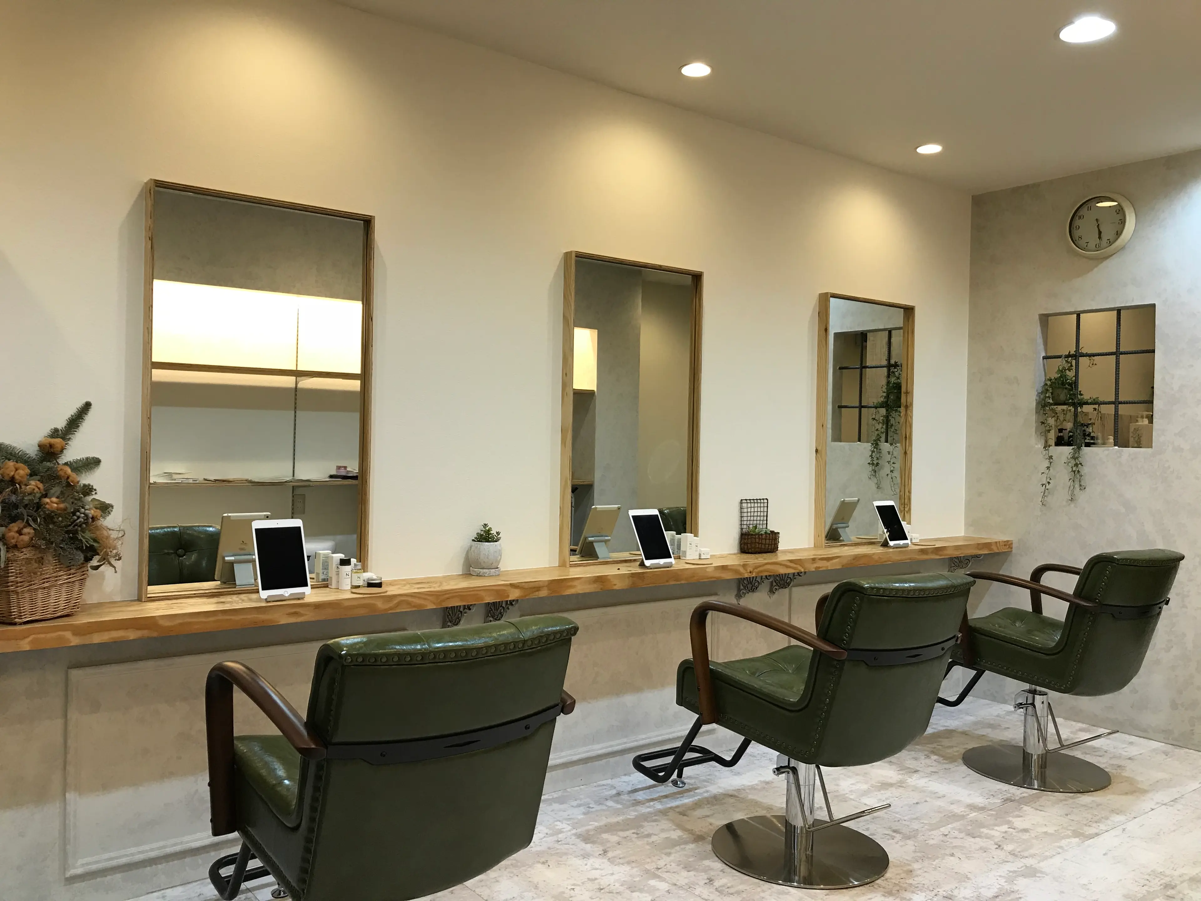 EIGHT umedaの内観・外観1