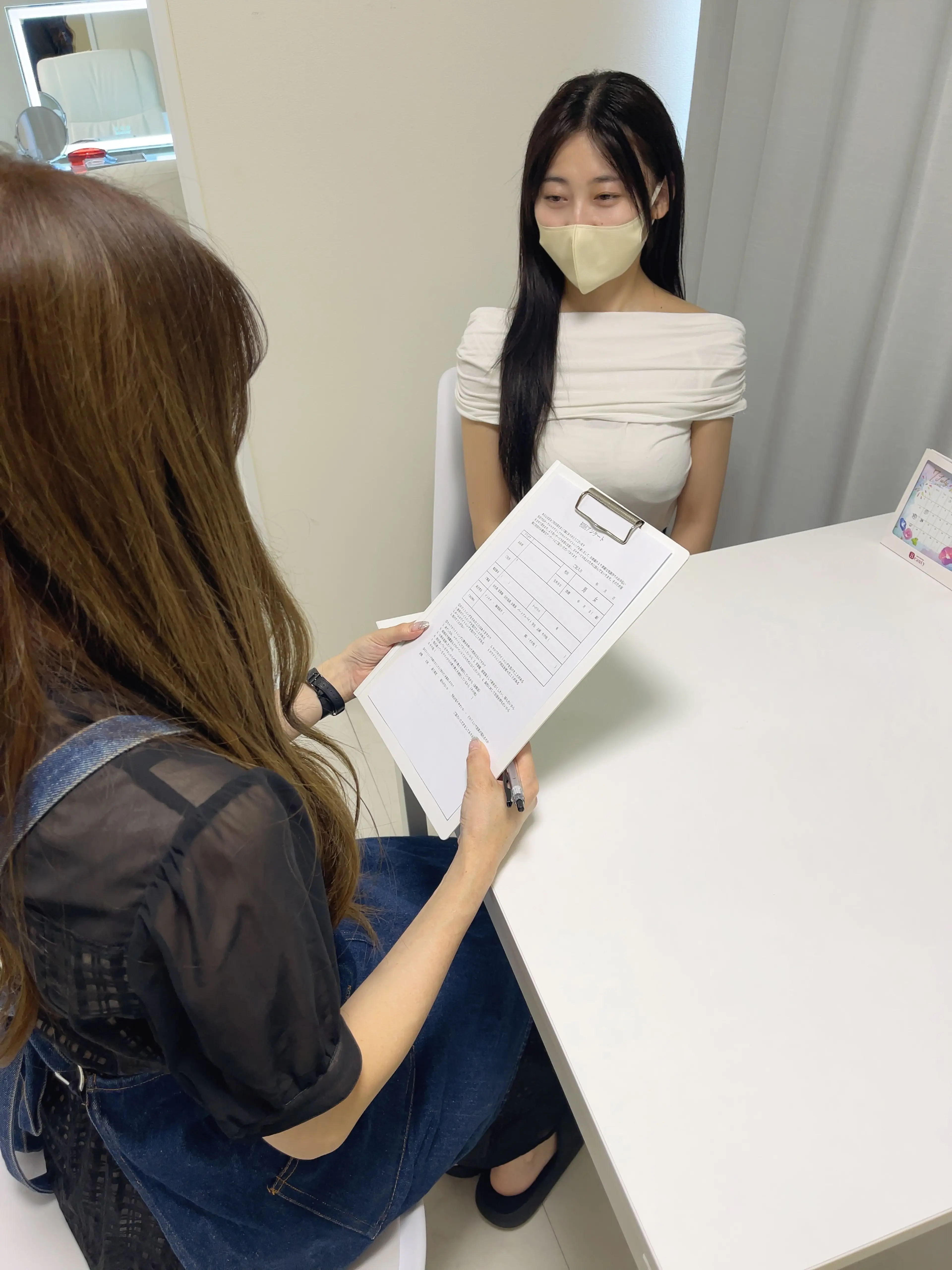 ココホワイトニング天王寺店の内観・外観1