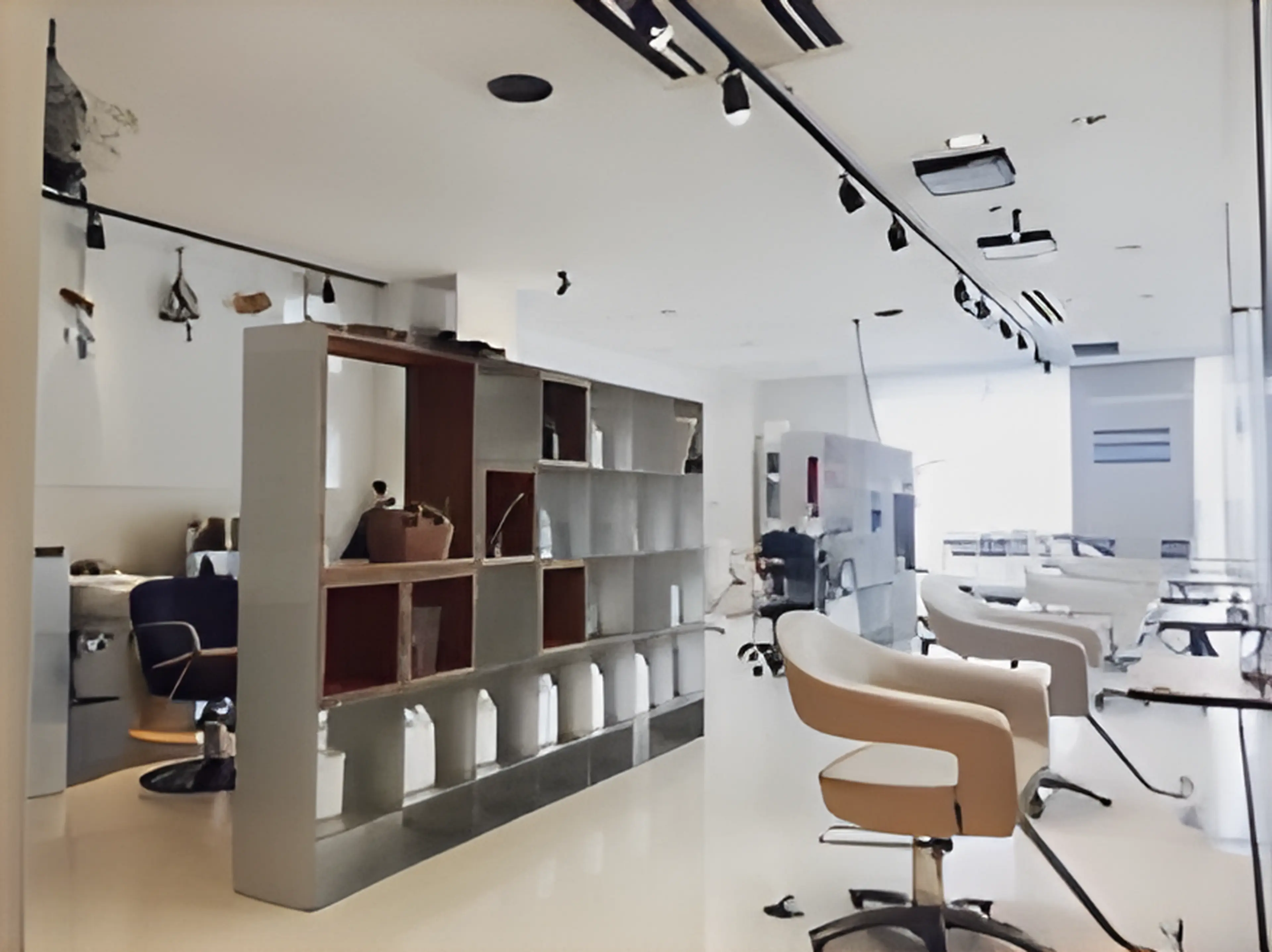 ４ｃｍ諸江店の内観・外観1