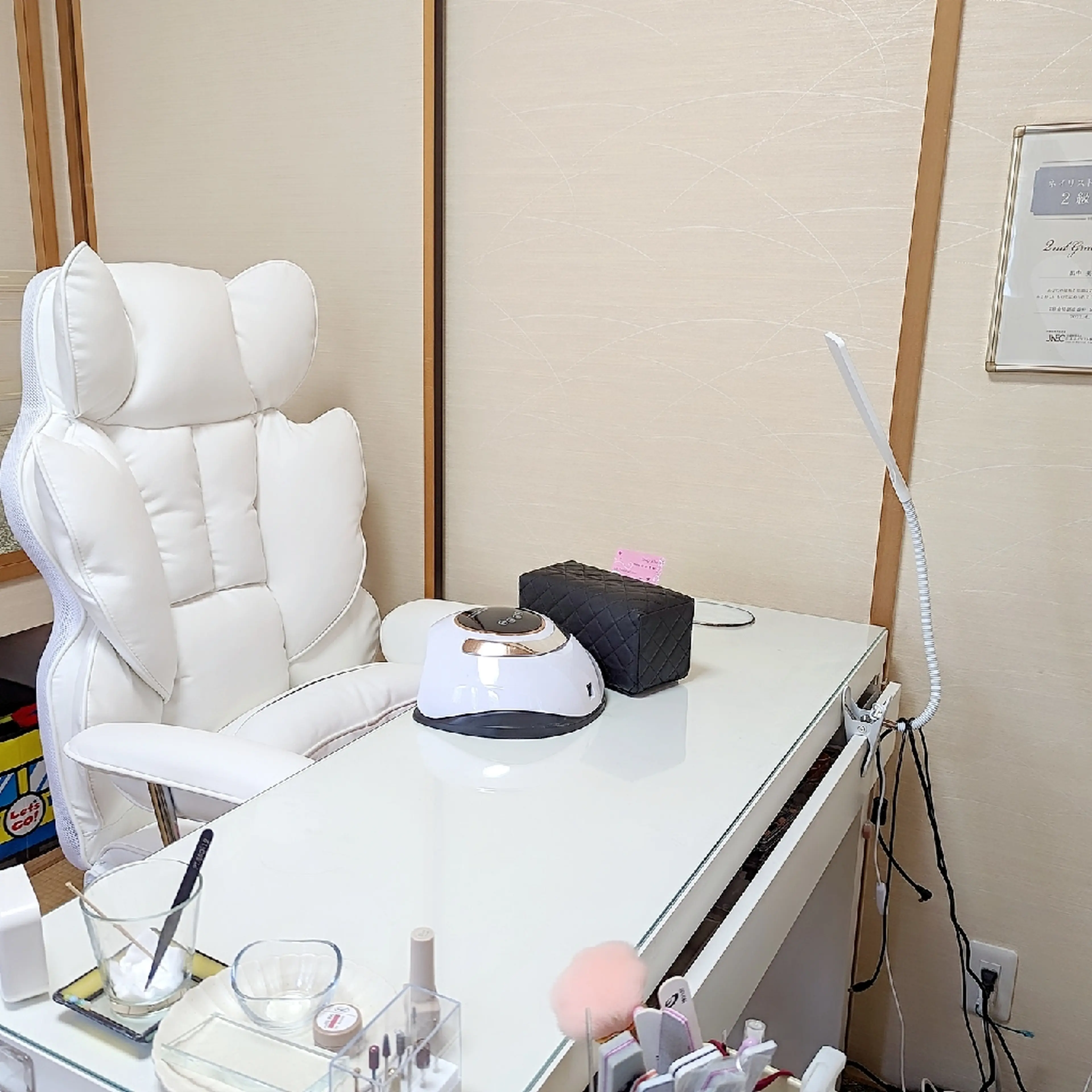 m&p NAILSALONの内観・外観1