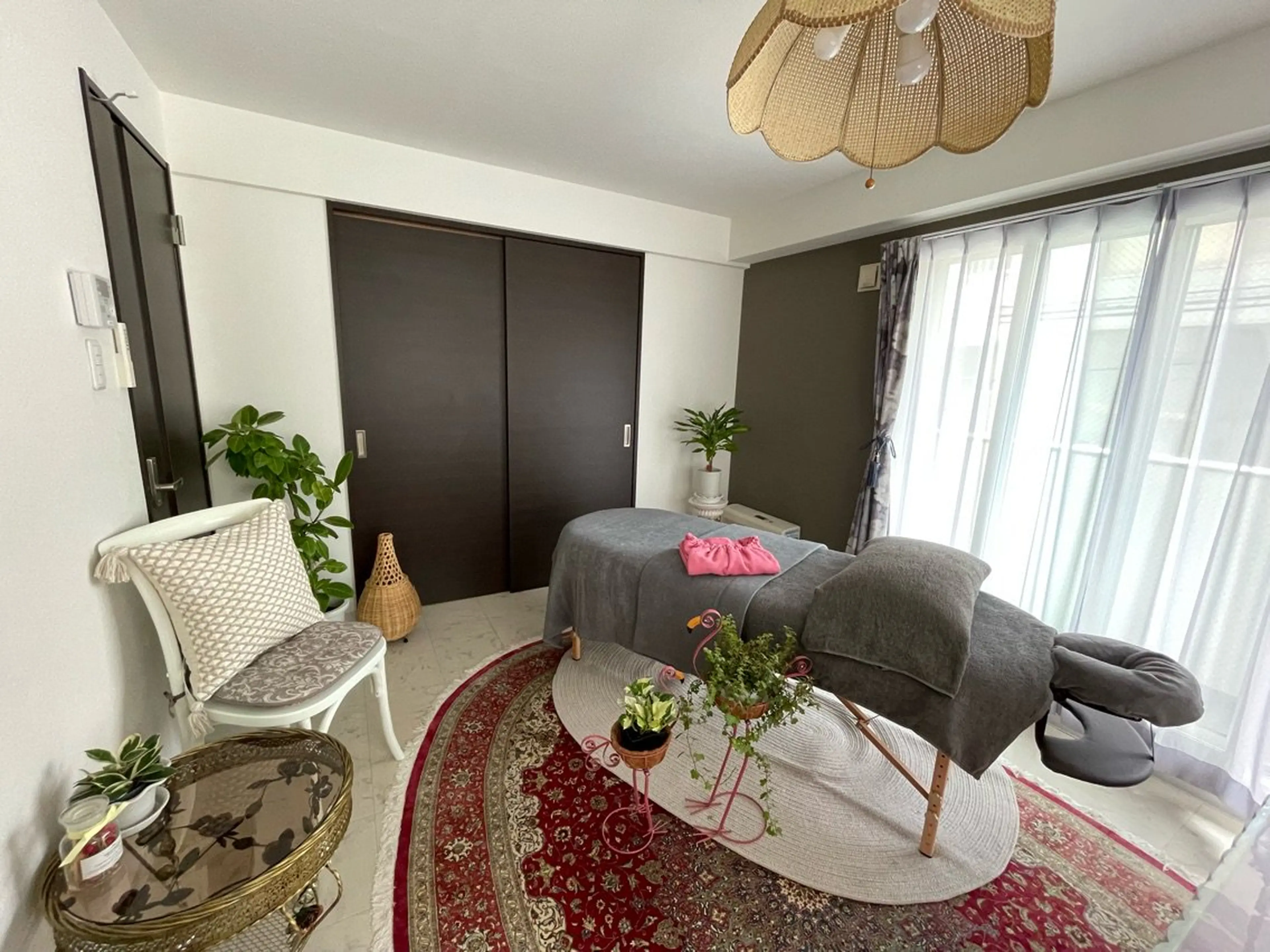 relaxation  salon  Vera Luce(ヴェラ ルーチェ)の内観・外観1