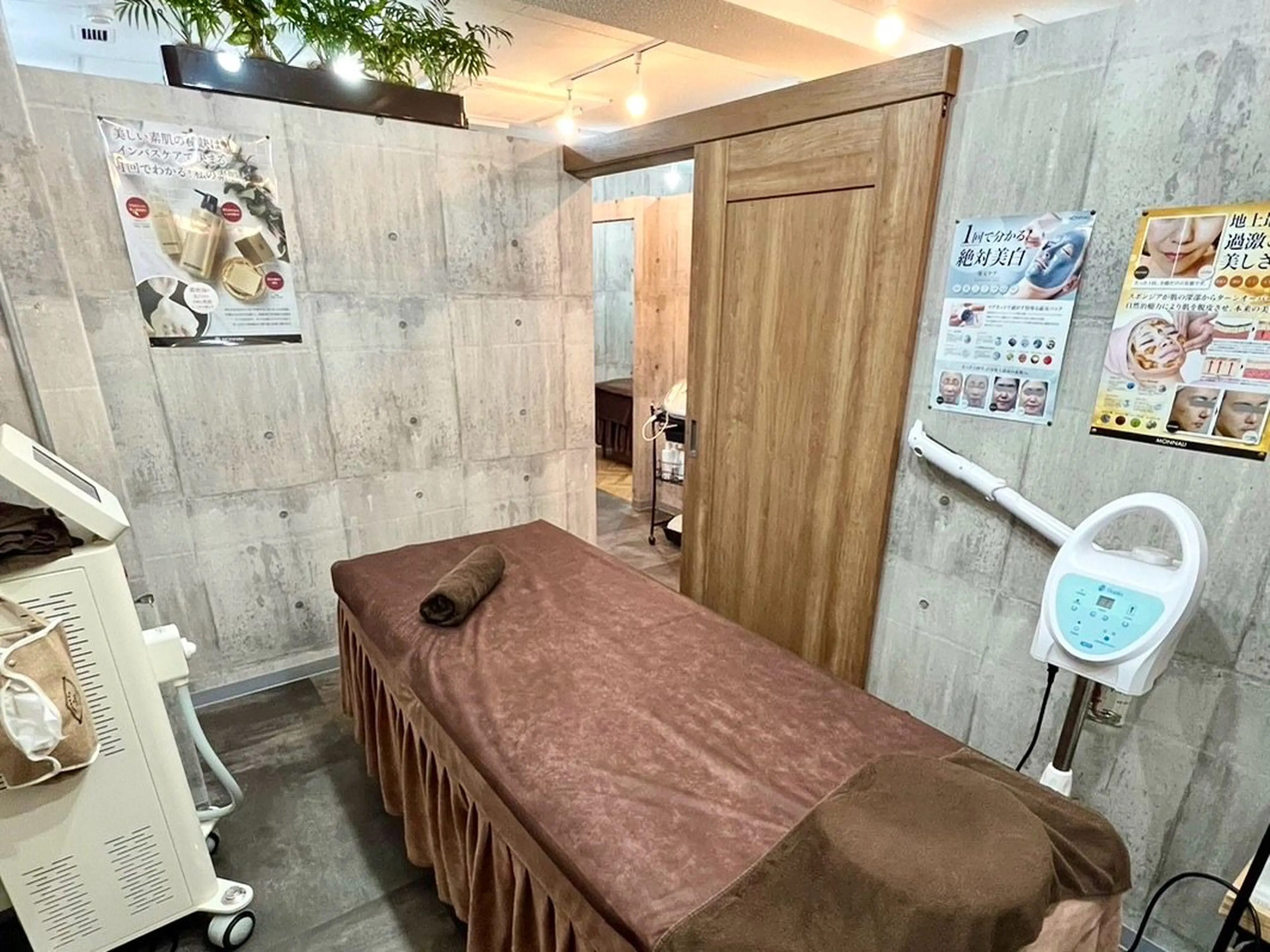 MIRAN OSAKA 【脱毛/肌質改善専門】の内観・外観3