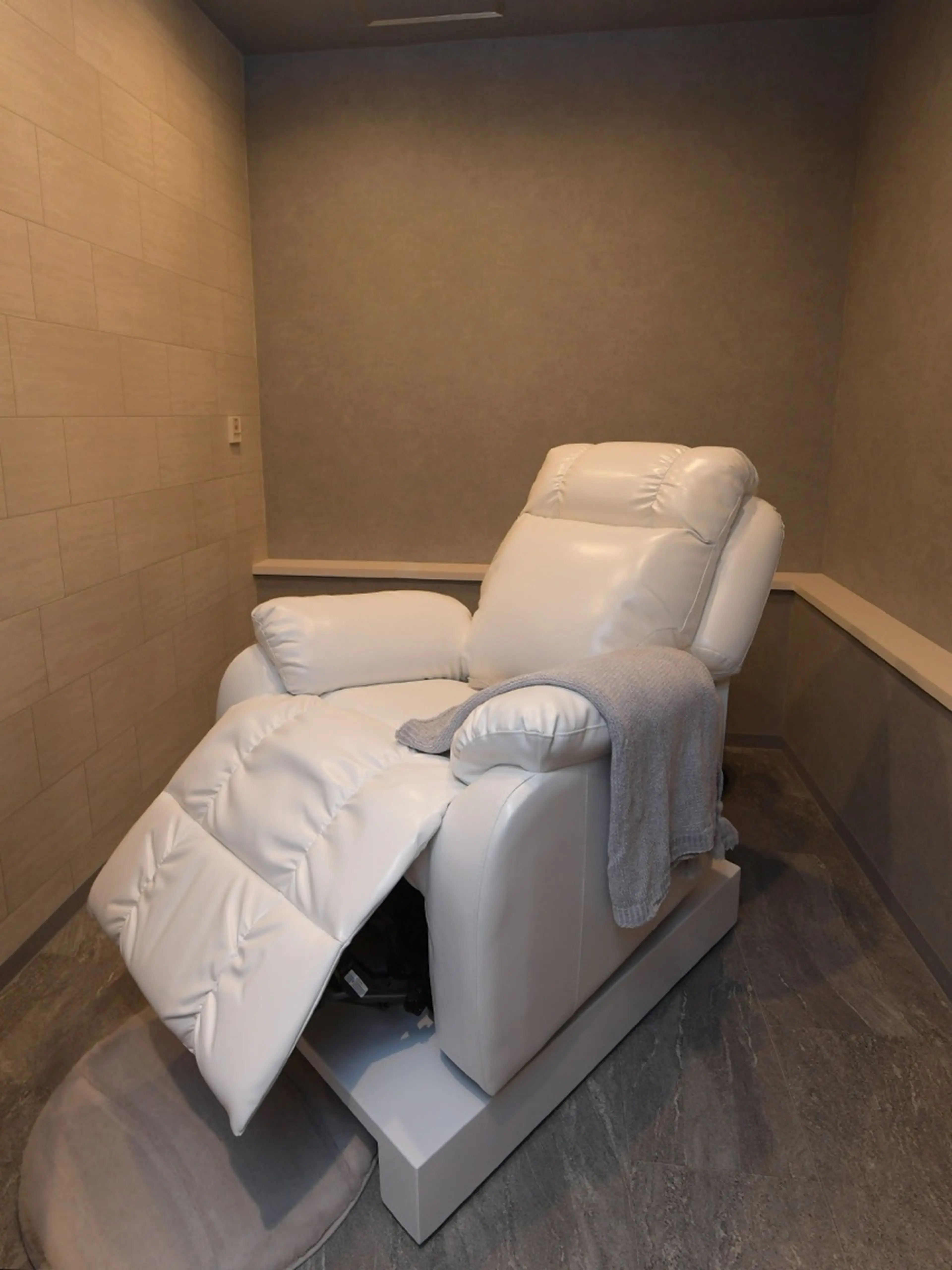 パリジェンヌ&まつエク&アイブロウSacco-サッコ-の内観・外観2