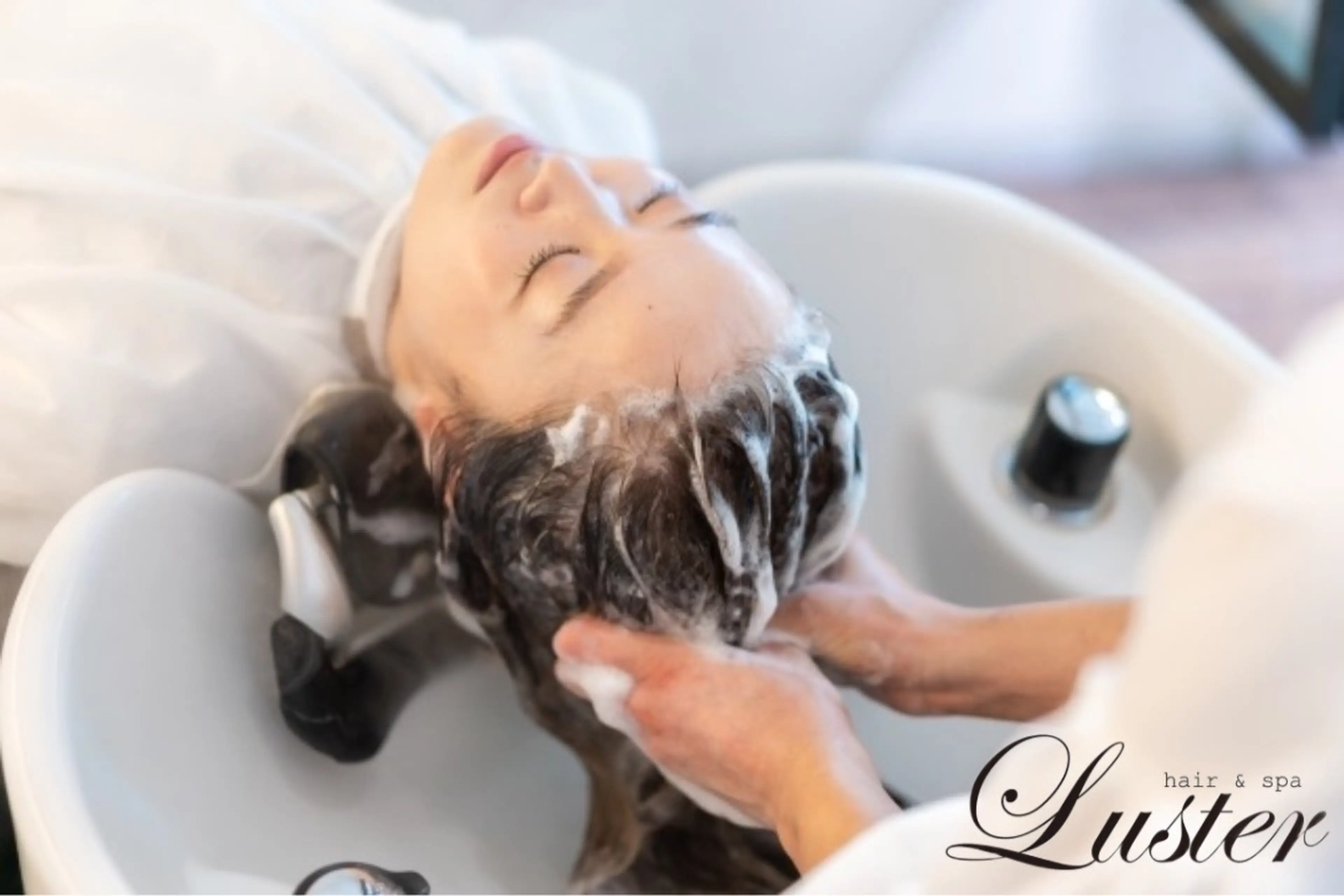 hair&spa Lusterの内観・外観2