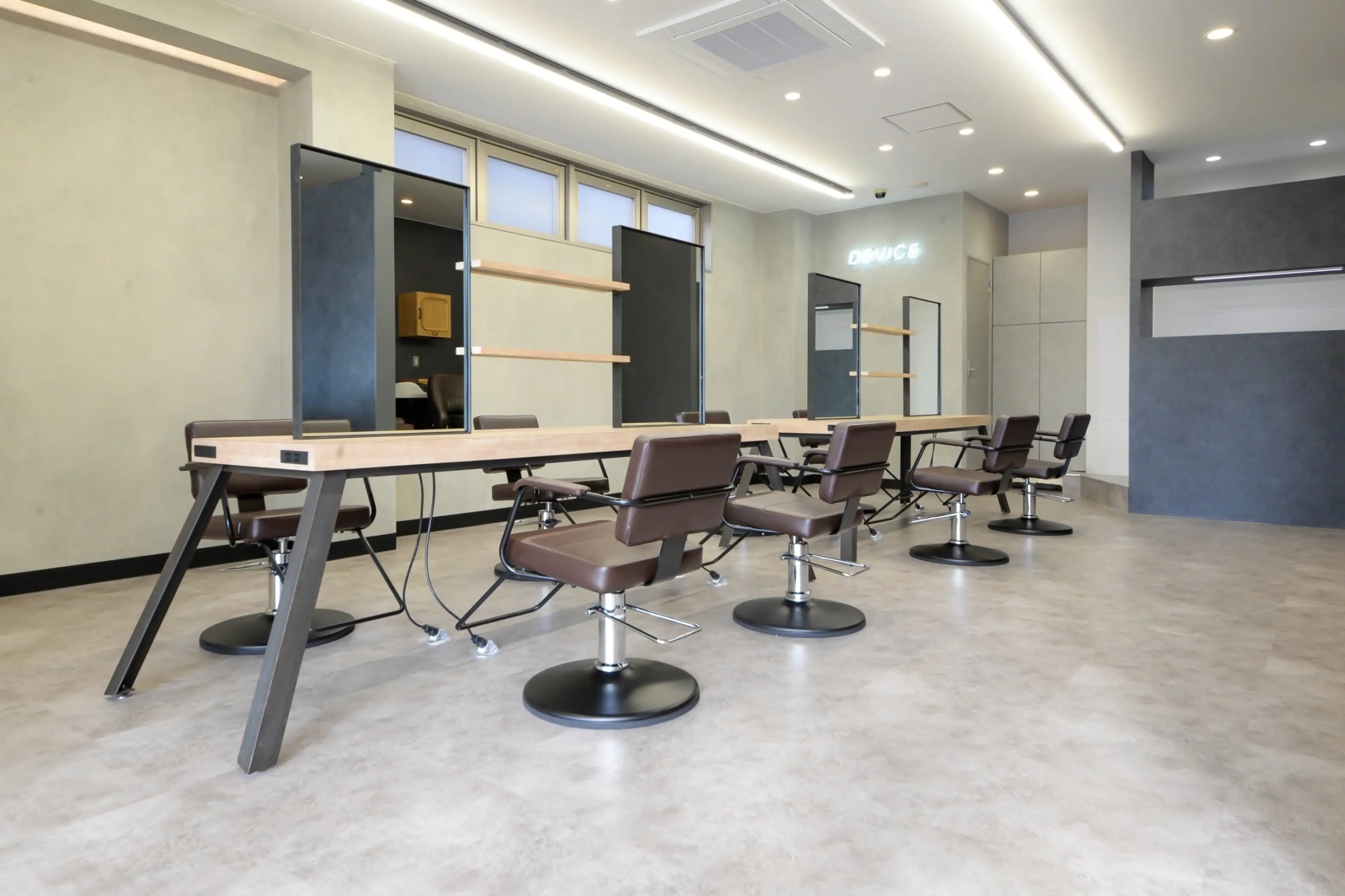 DEVICE 東川口店の内観・外観3