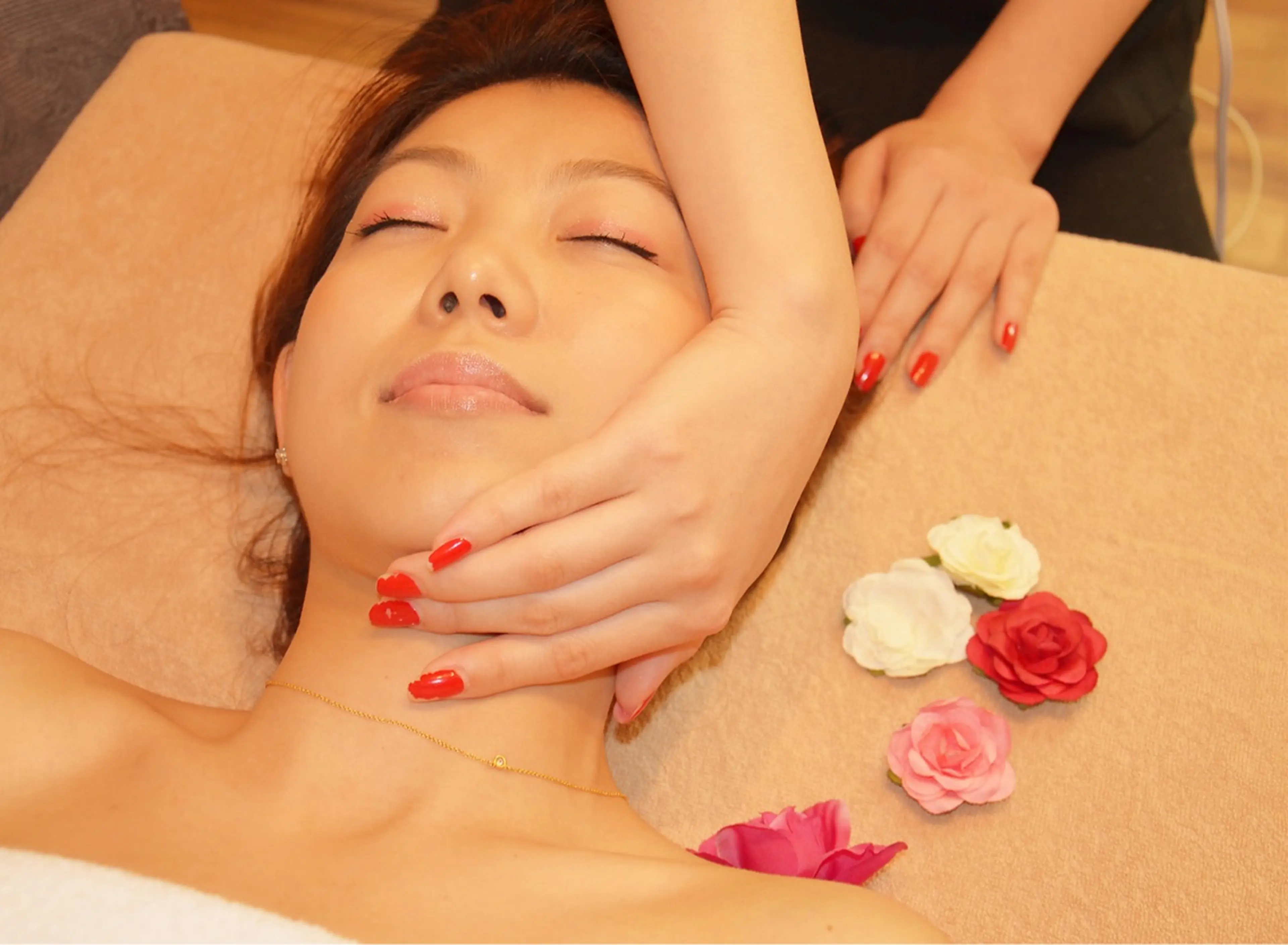 柚那美池袋店の内観・外観2