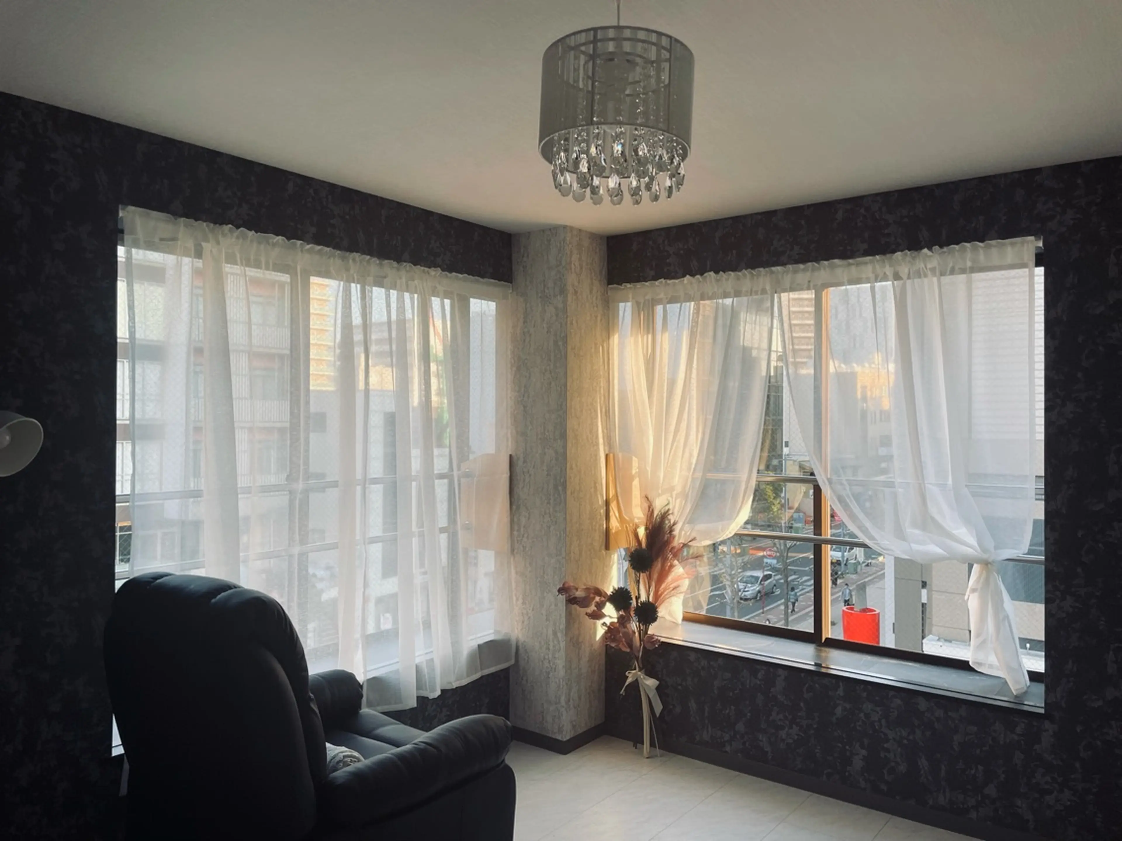 DAZZLEの内観・外観1