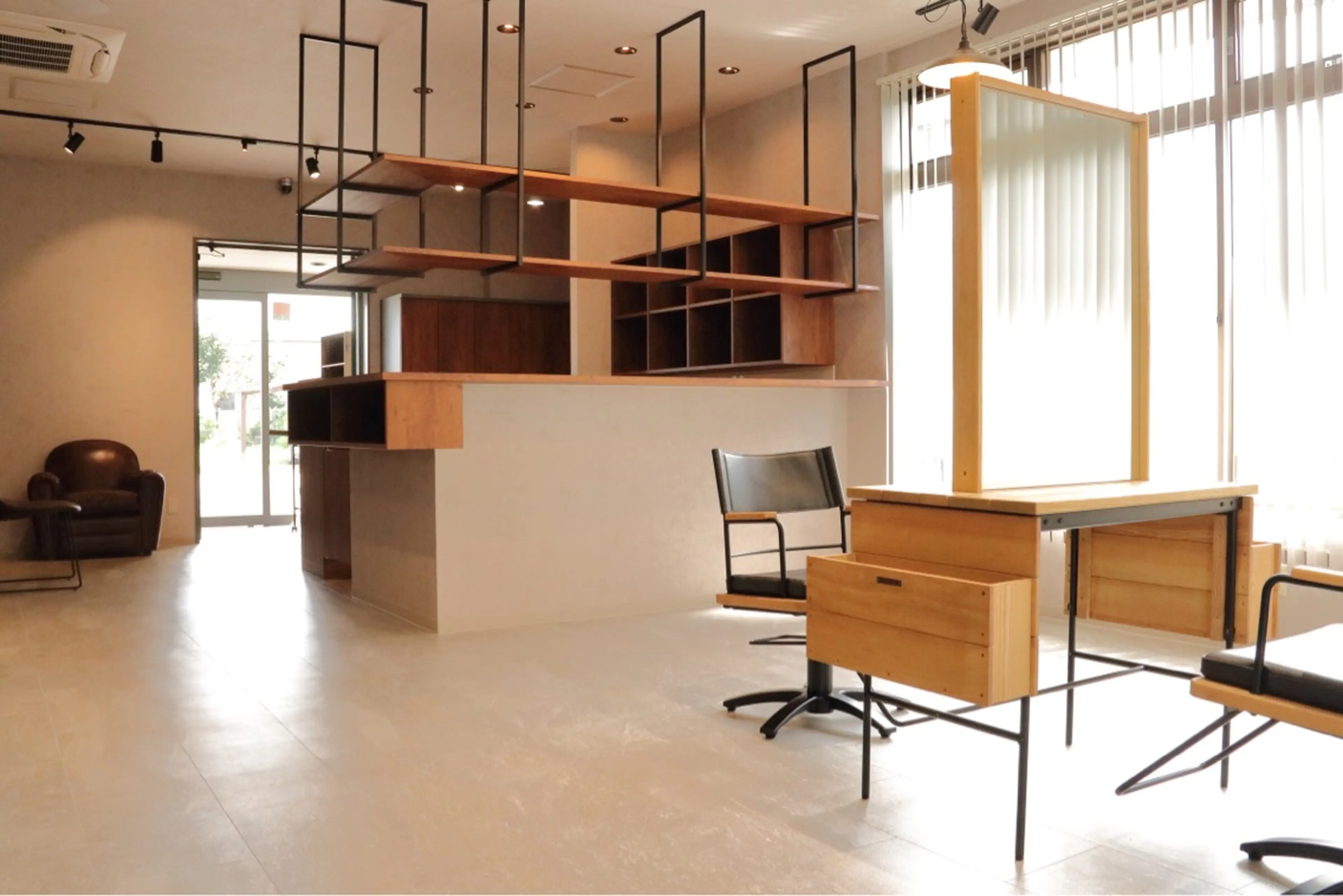 LOAOL    CARE 江南店の内観・外観2