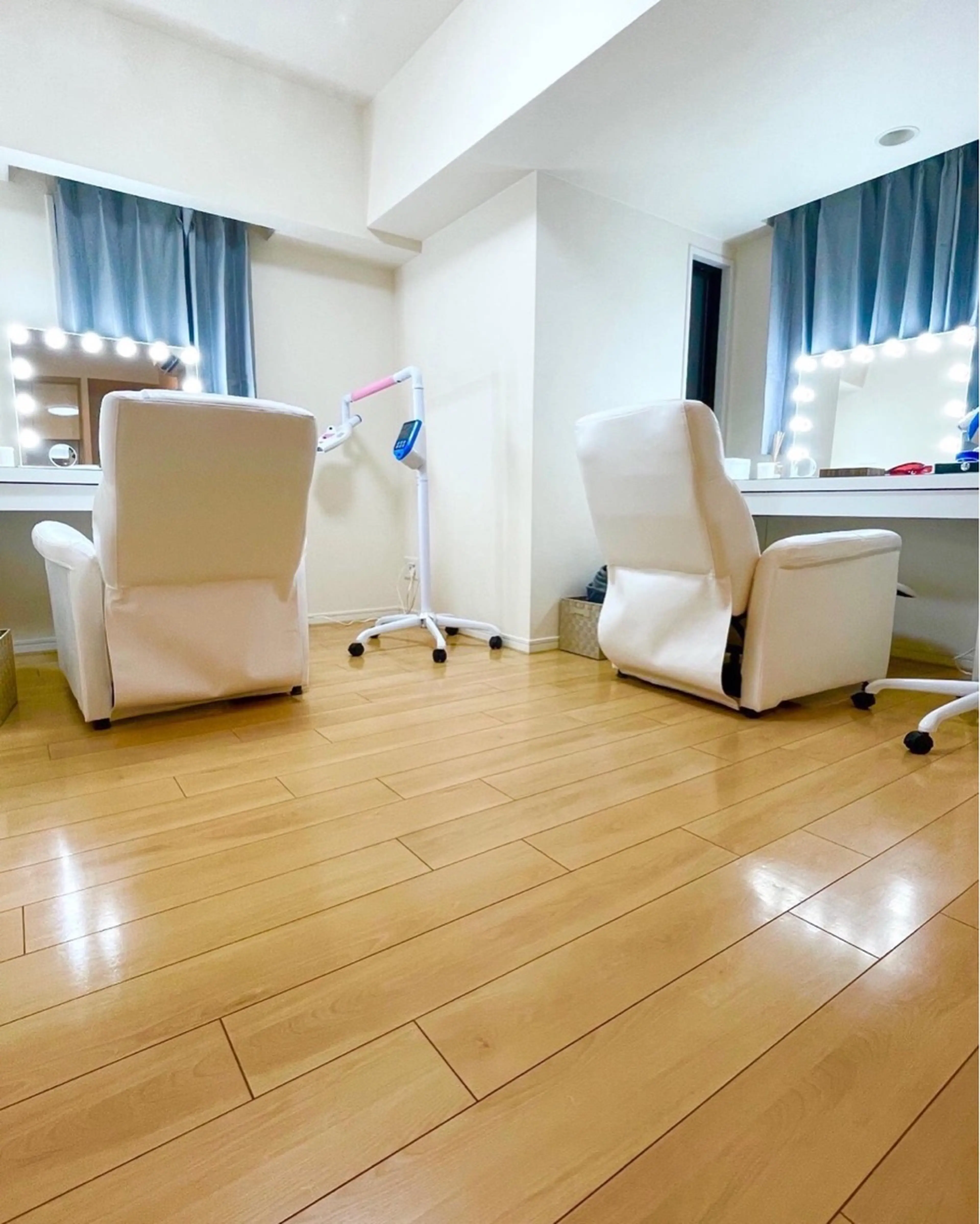 ecxia  osaka 東梅田の内観・外観2