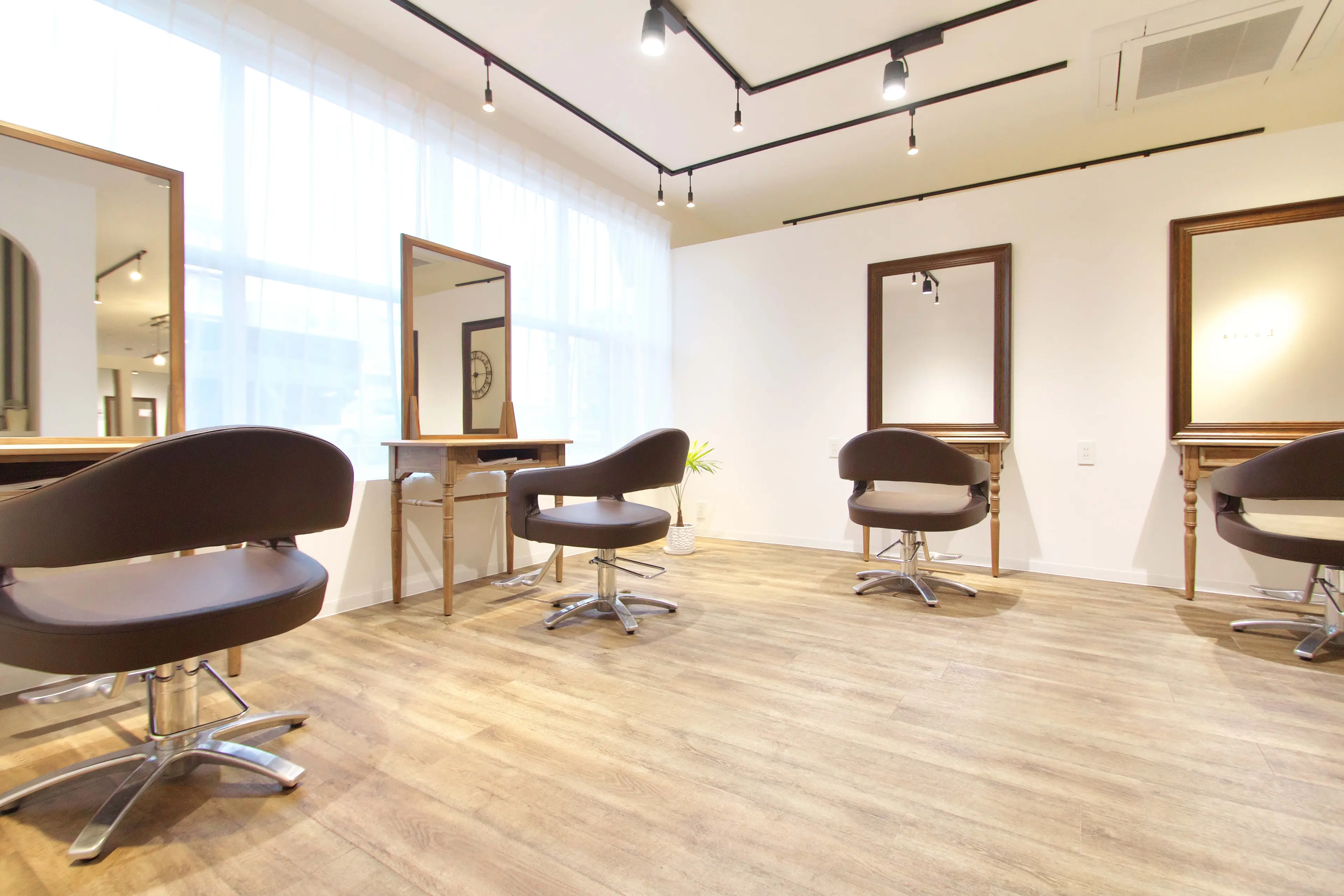 Luciaの内観・外観1