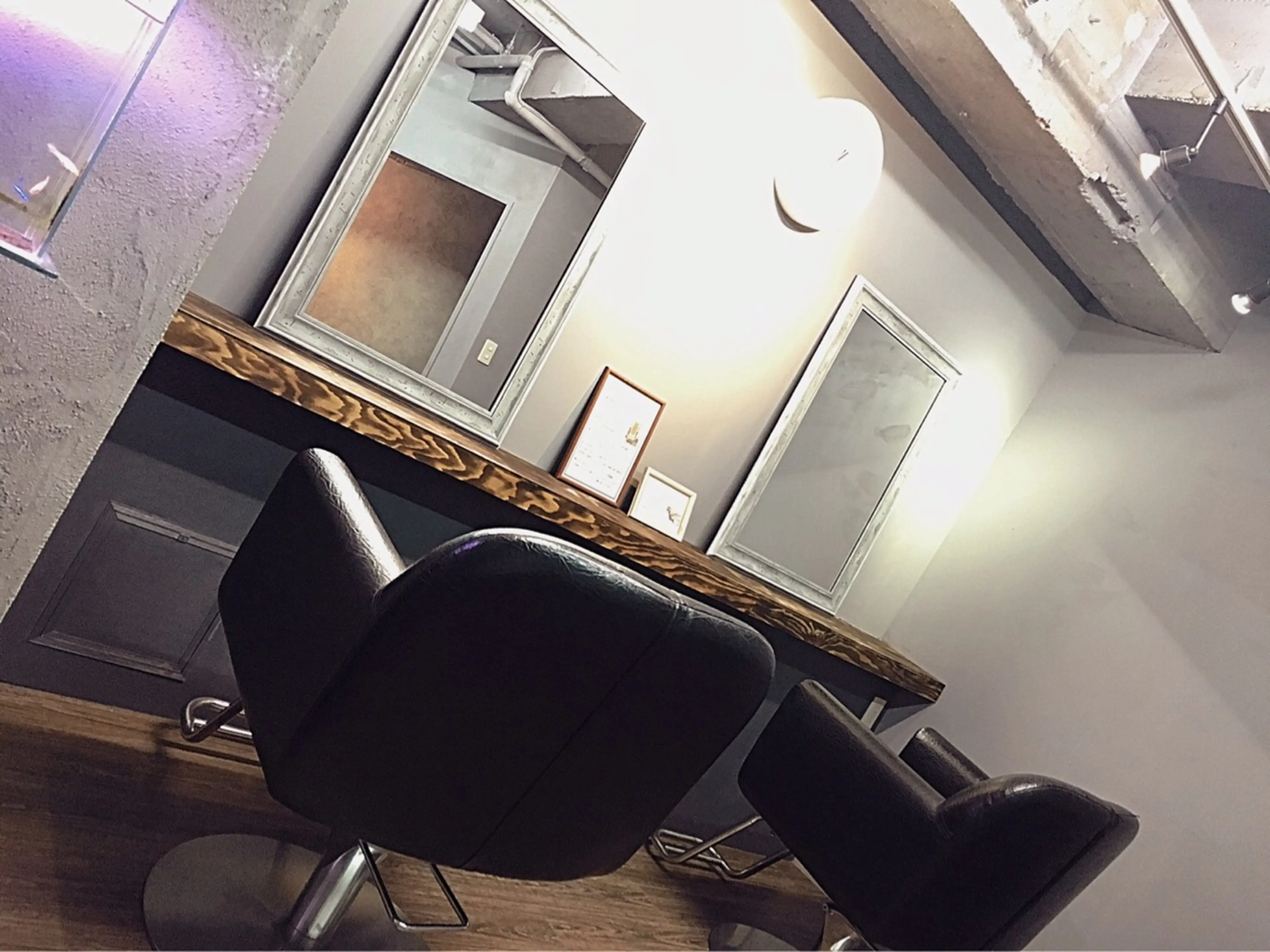 Throneの内観・外観2