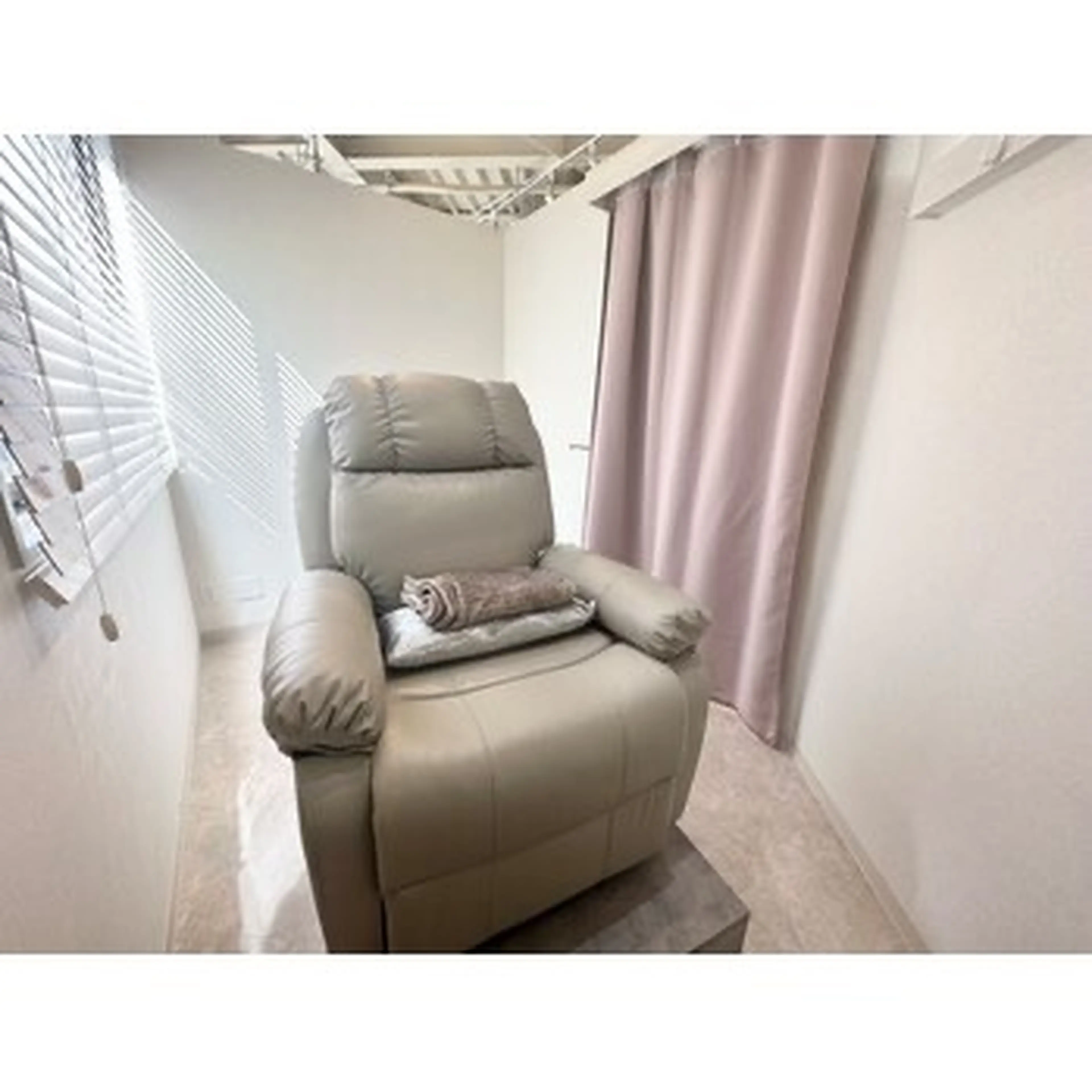 TORCH EYELASH GARDEN中央林間店の内観・外観3