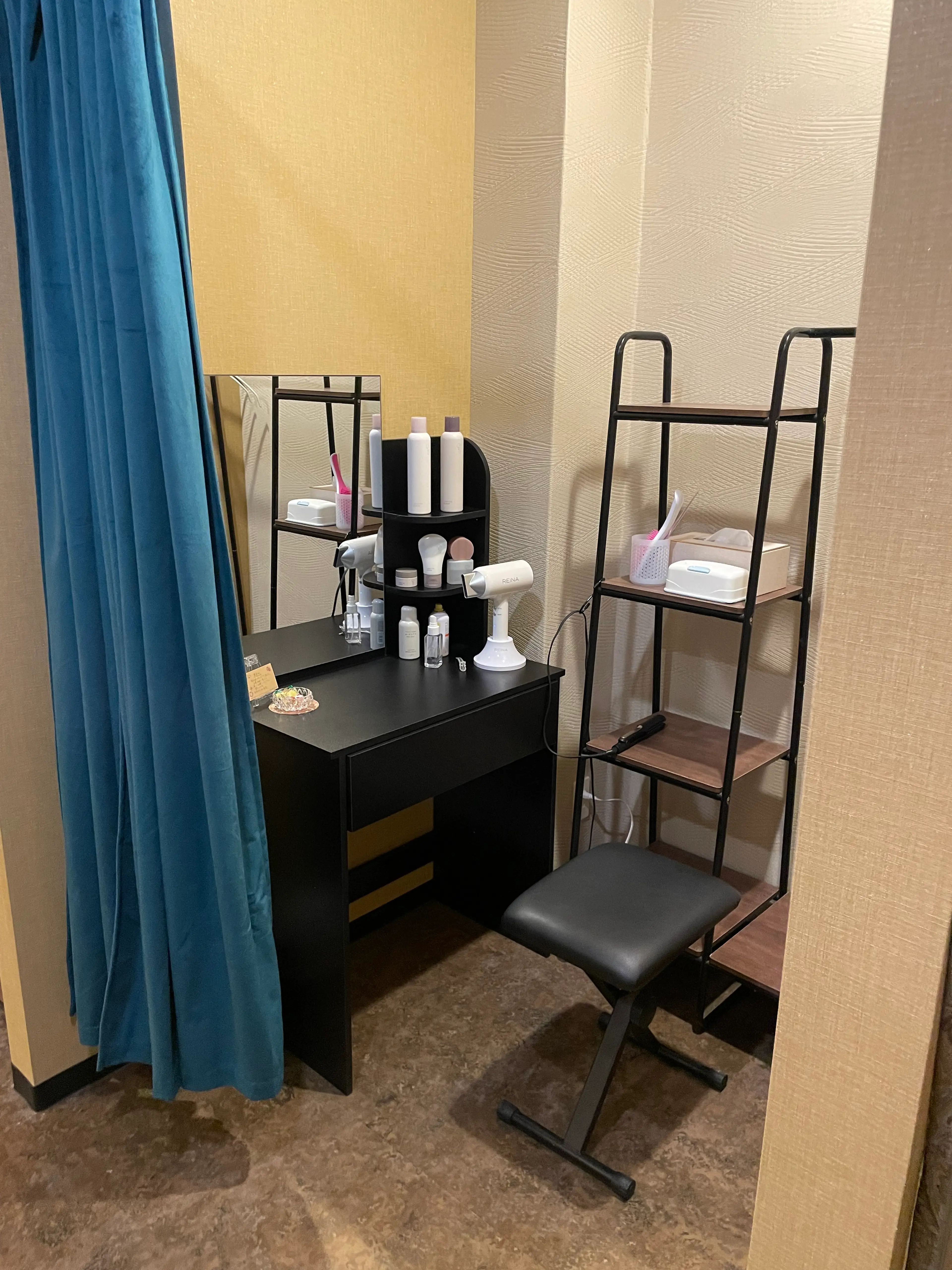 NADiR 横須賀中央の内観・外観2