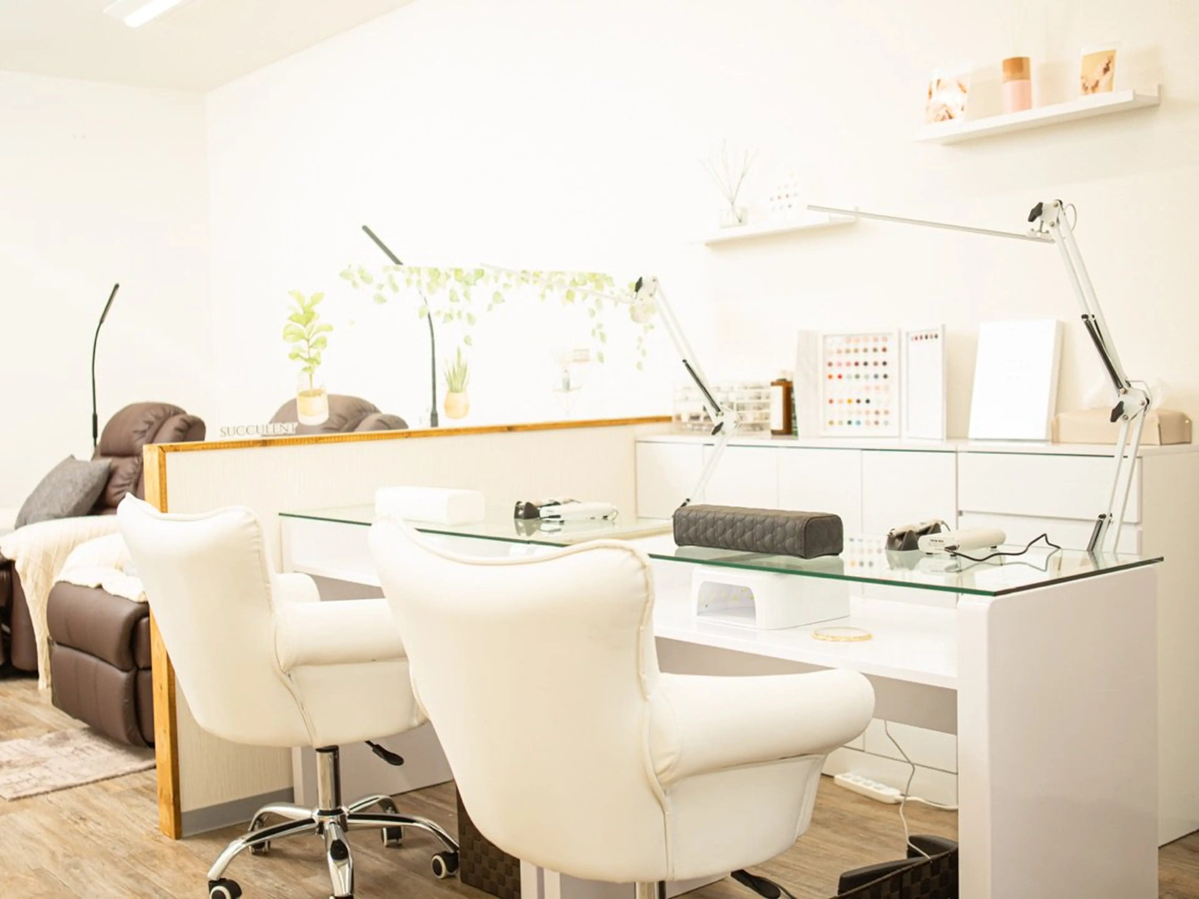 Romineネイル&アイラッシュ&エステの内観・外観2